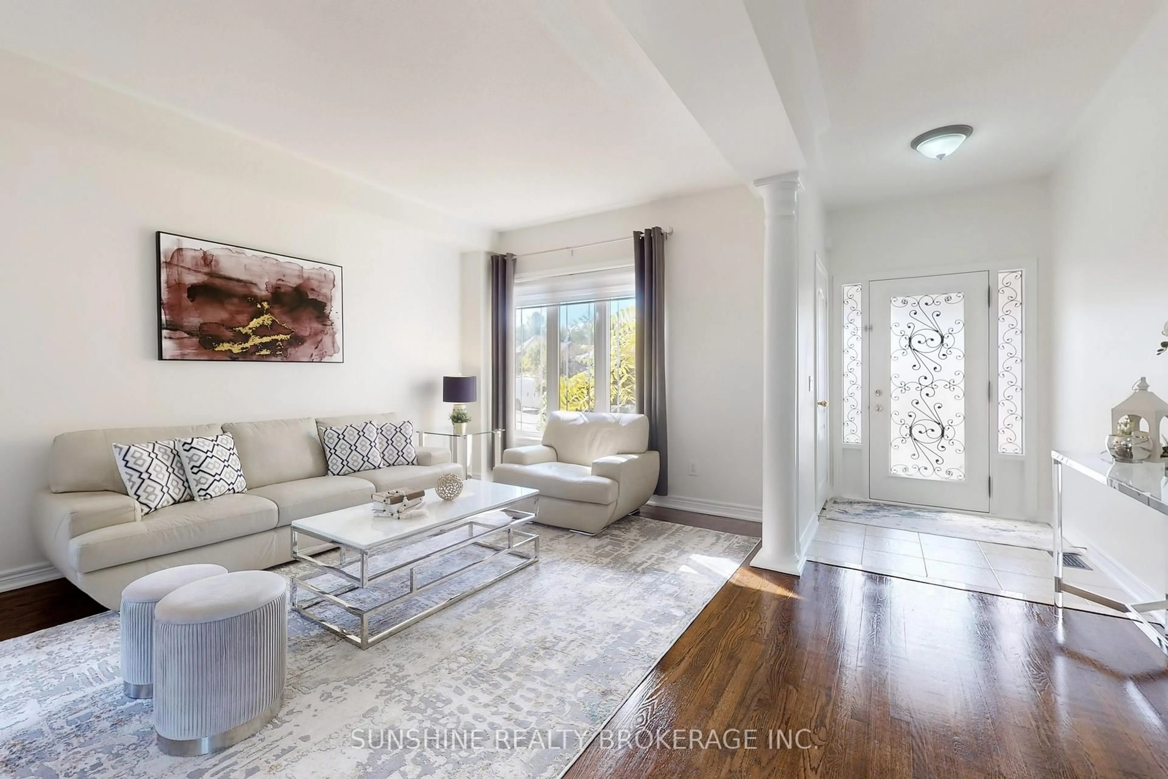 Living room with furniture, unknown for 18 Pegasus Dr, Richmond Hill Ontario L4E 4R2
