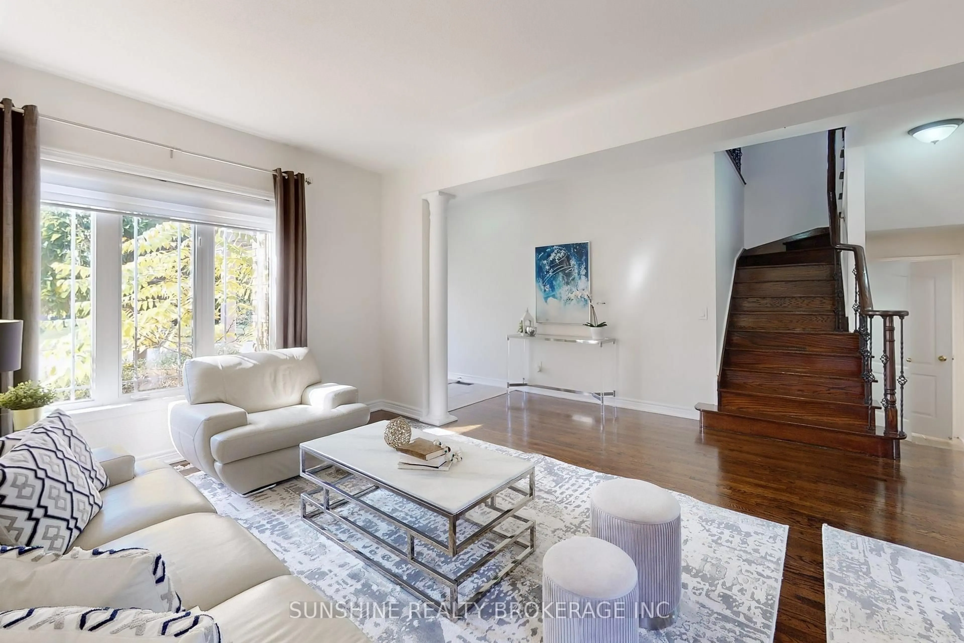 Living room with furniture, unknown for 18 Pegasus Dr, Richmond Hill Ontario L4E 4R2