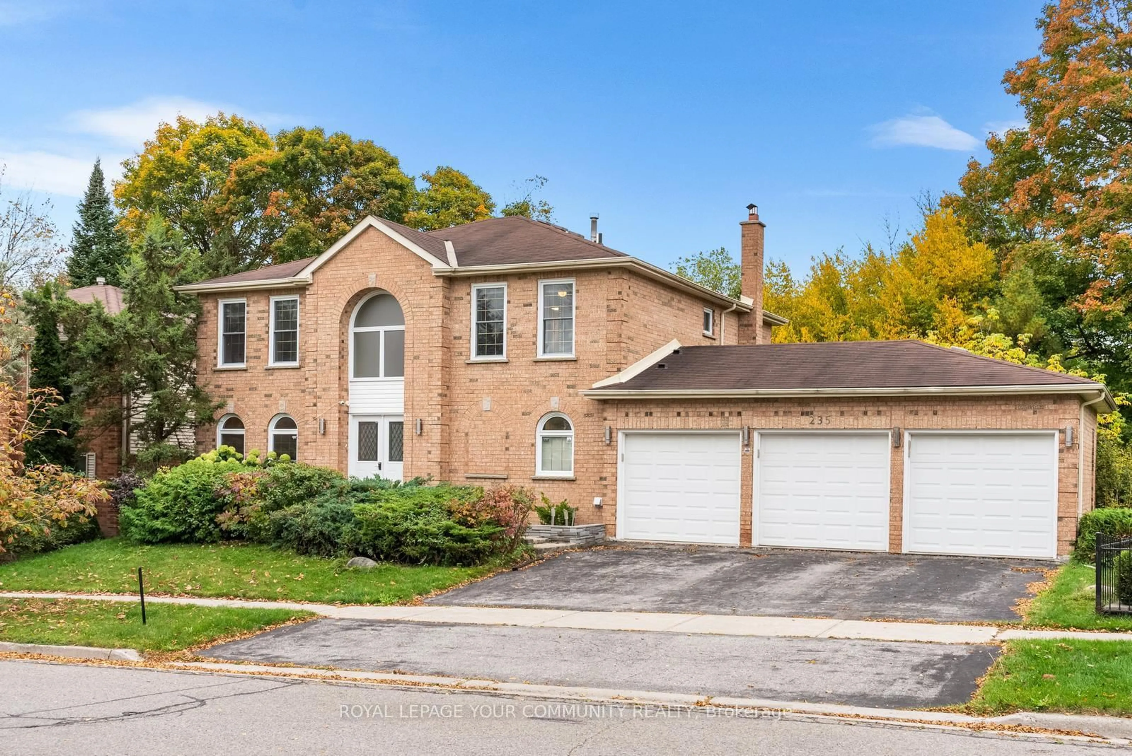 Home with brick exterior material, street for 235 Kemano Rd, Aurora Ontario L4G 5Z1