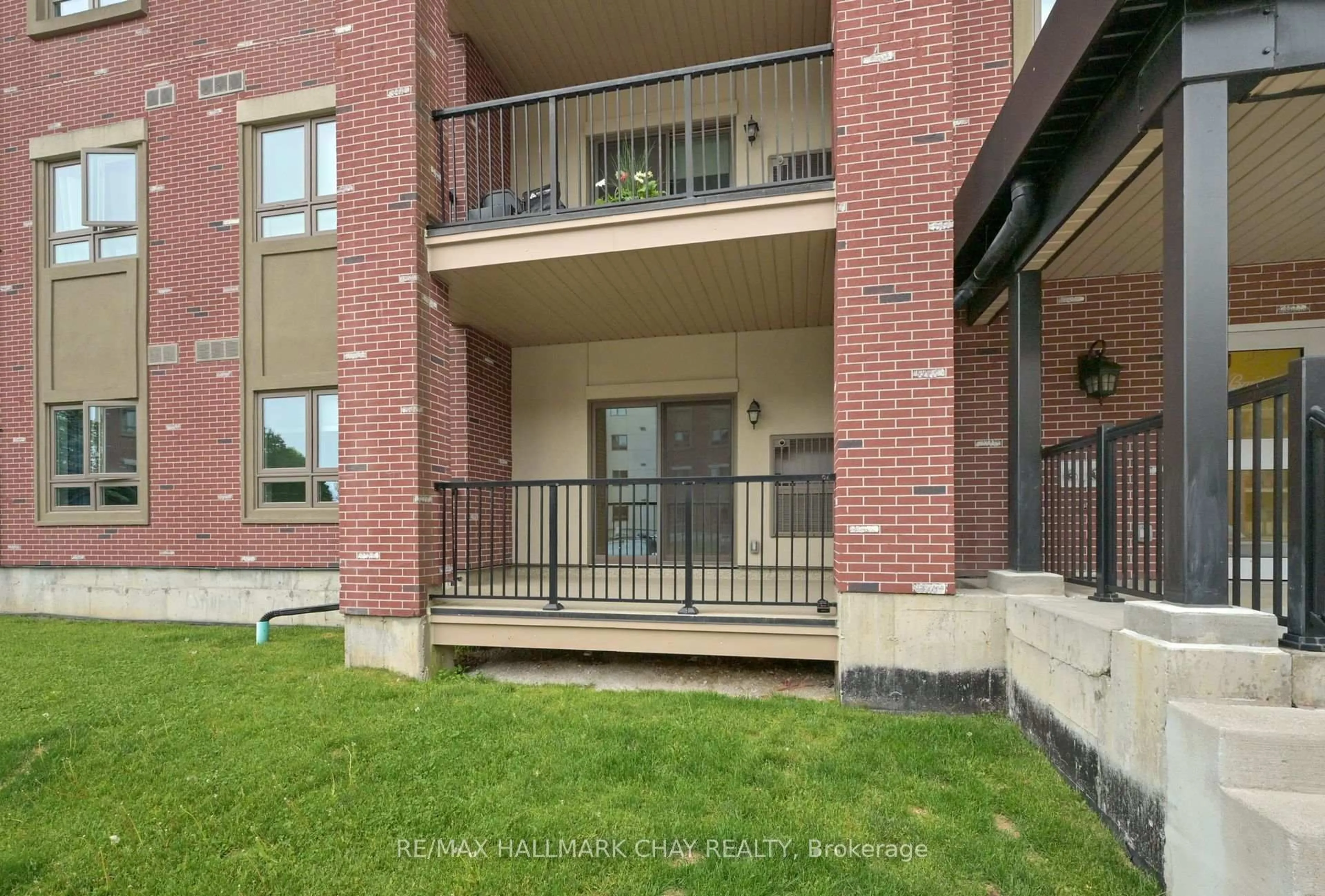 Unknown for 157 Wellington St #109, New Tecumseth Ontario L9R 0R7