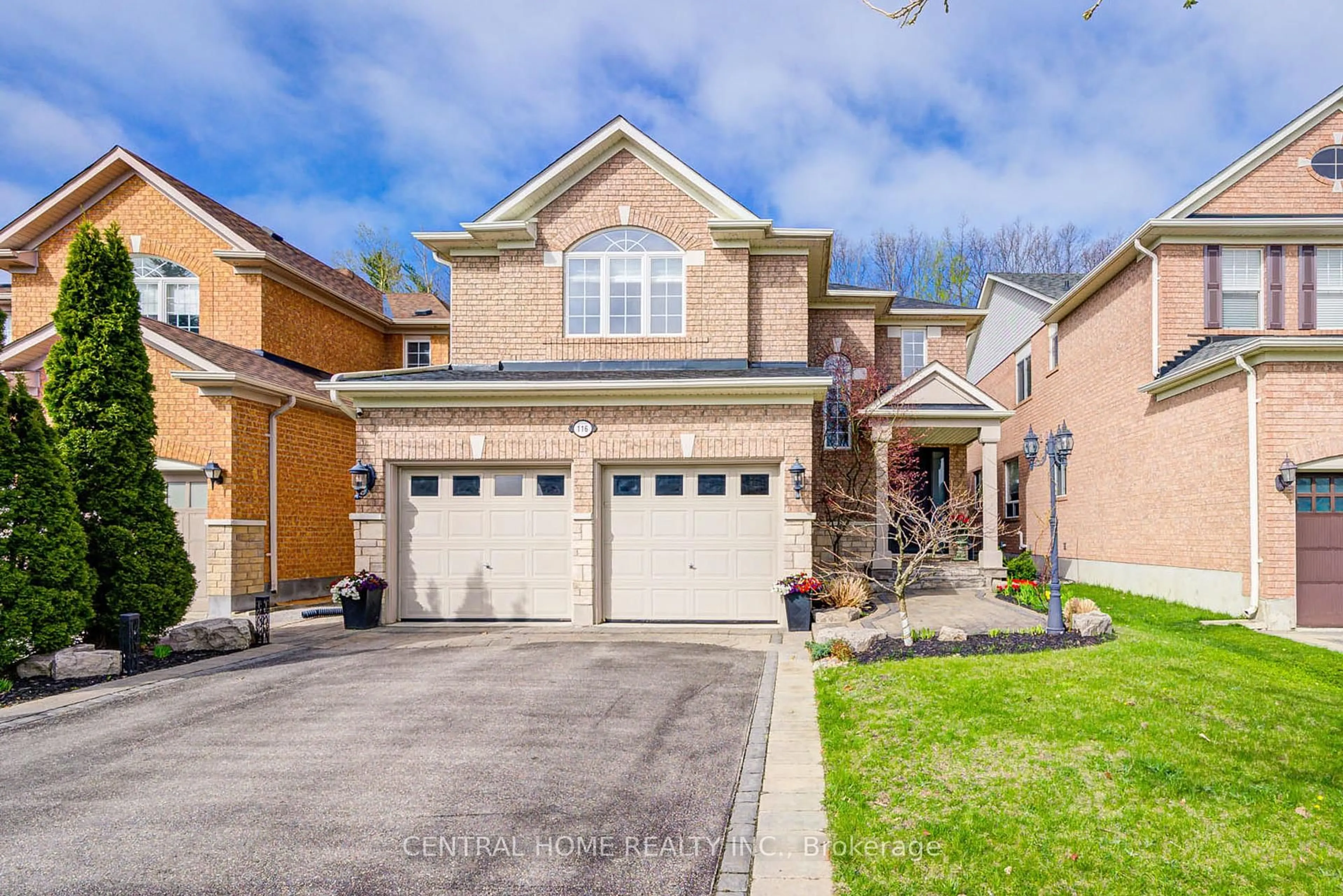 Home with brick exterior material, street for 116 Wood Rim Dr, Richmond Hill Ontario L4E 4N8