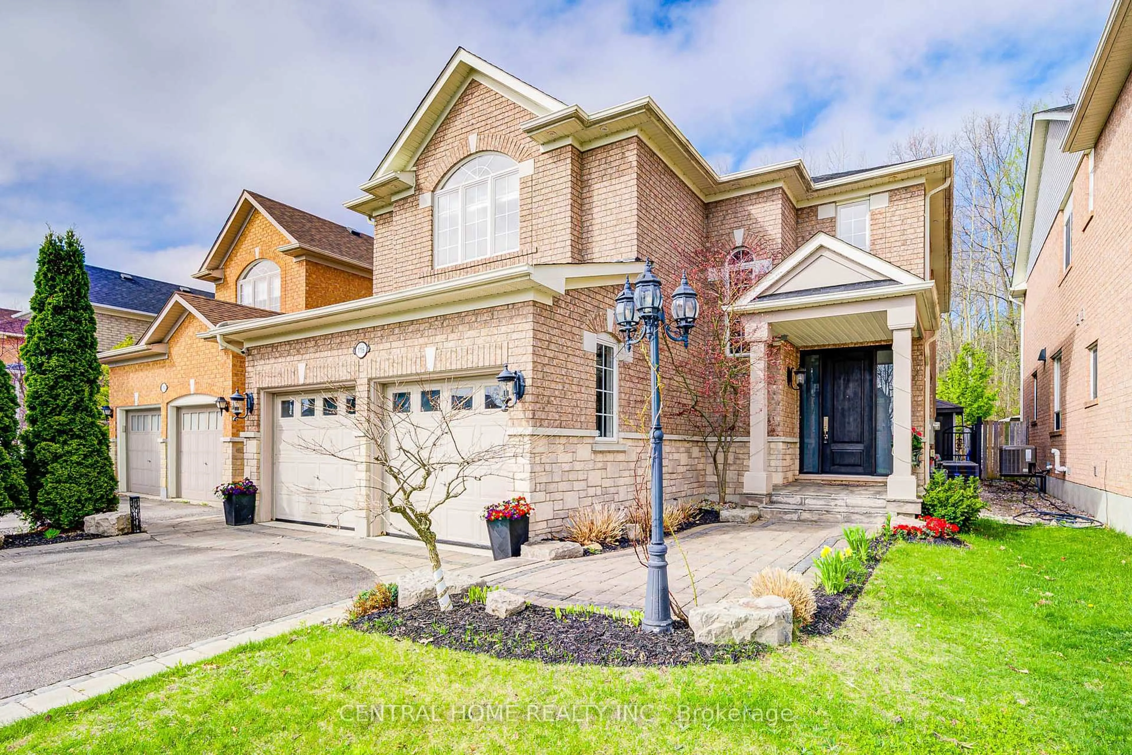 Home with brick exterior material, street for 116 Wood Rim Dr, Richmond Hill Ontario L4E 4N8