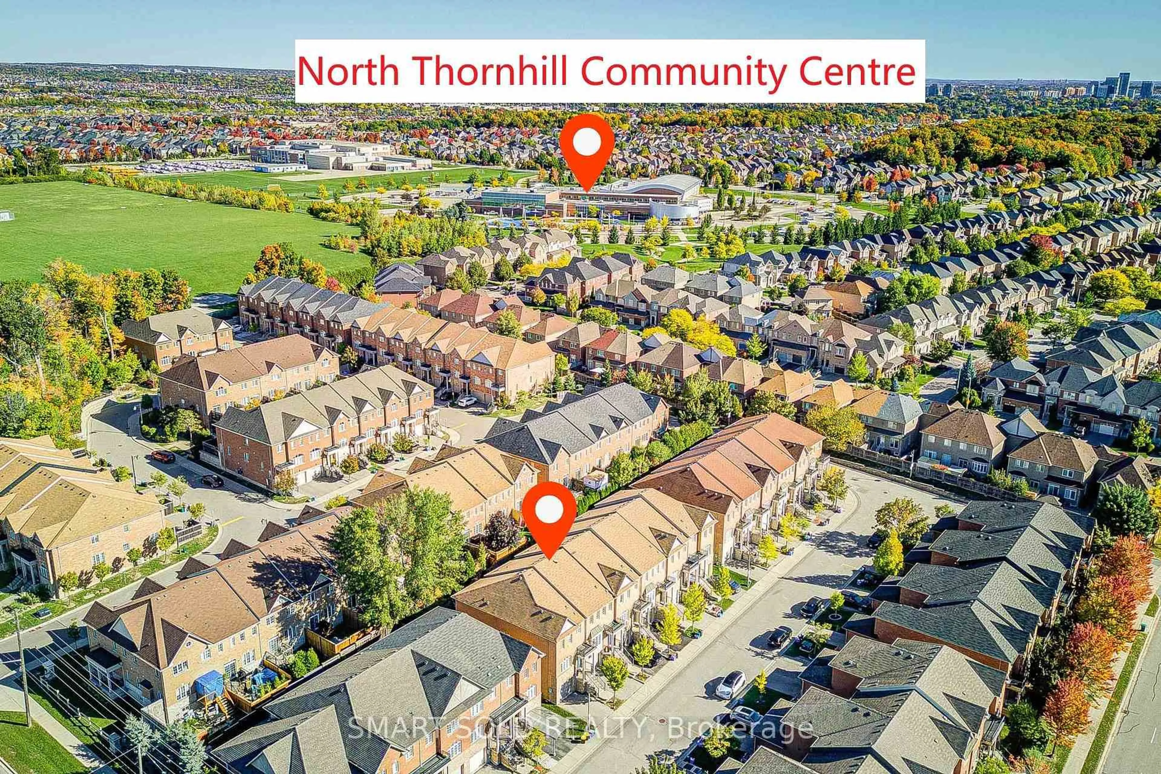 A pic from outside/outdoor area/front of a property/back of a property/a pic from drone, street for 700 Summeridge Dr #7, Vaughan Ontario L4J 0C5