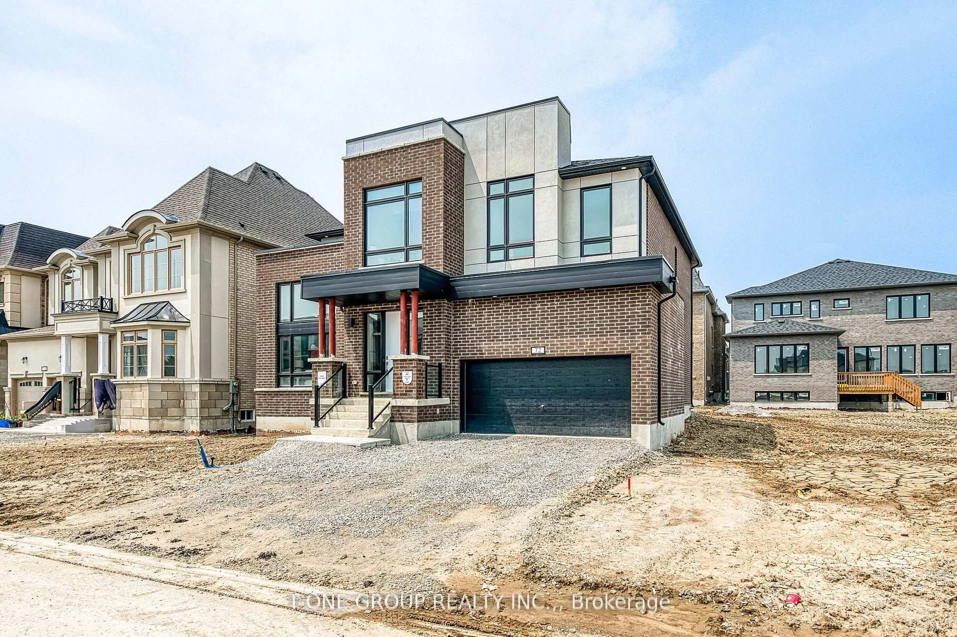 Home with brick exterior material, street for 72 Meizhou Ave, Markham Ontario L6C 3N1