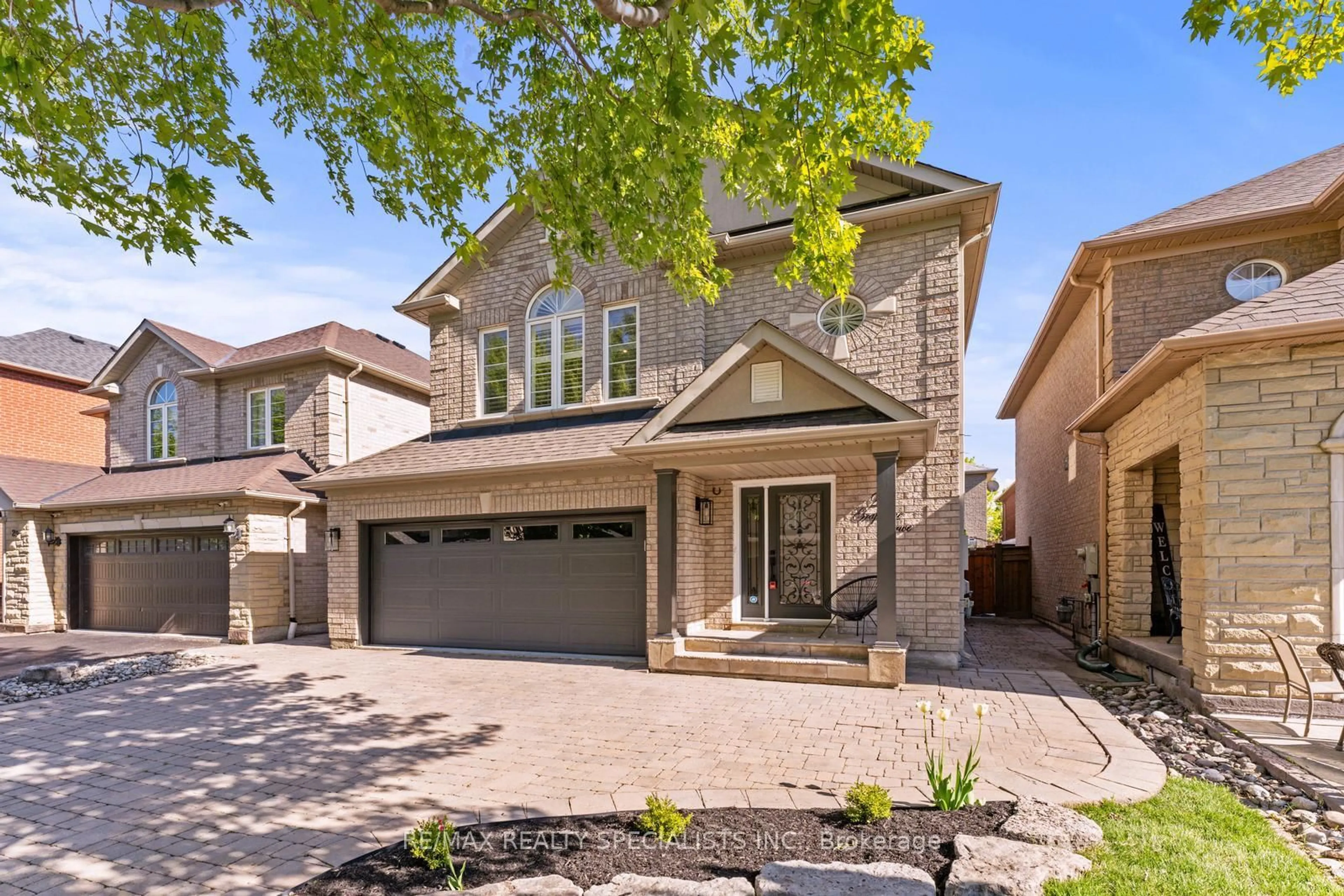 Home with brick exterior material, street for 25 Grapevine Dr, Vaughan Ontario L4H 2W3