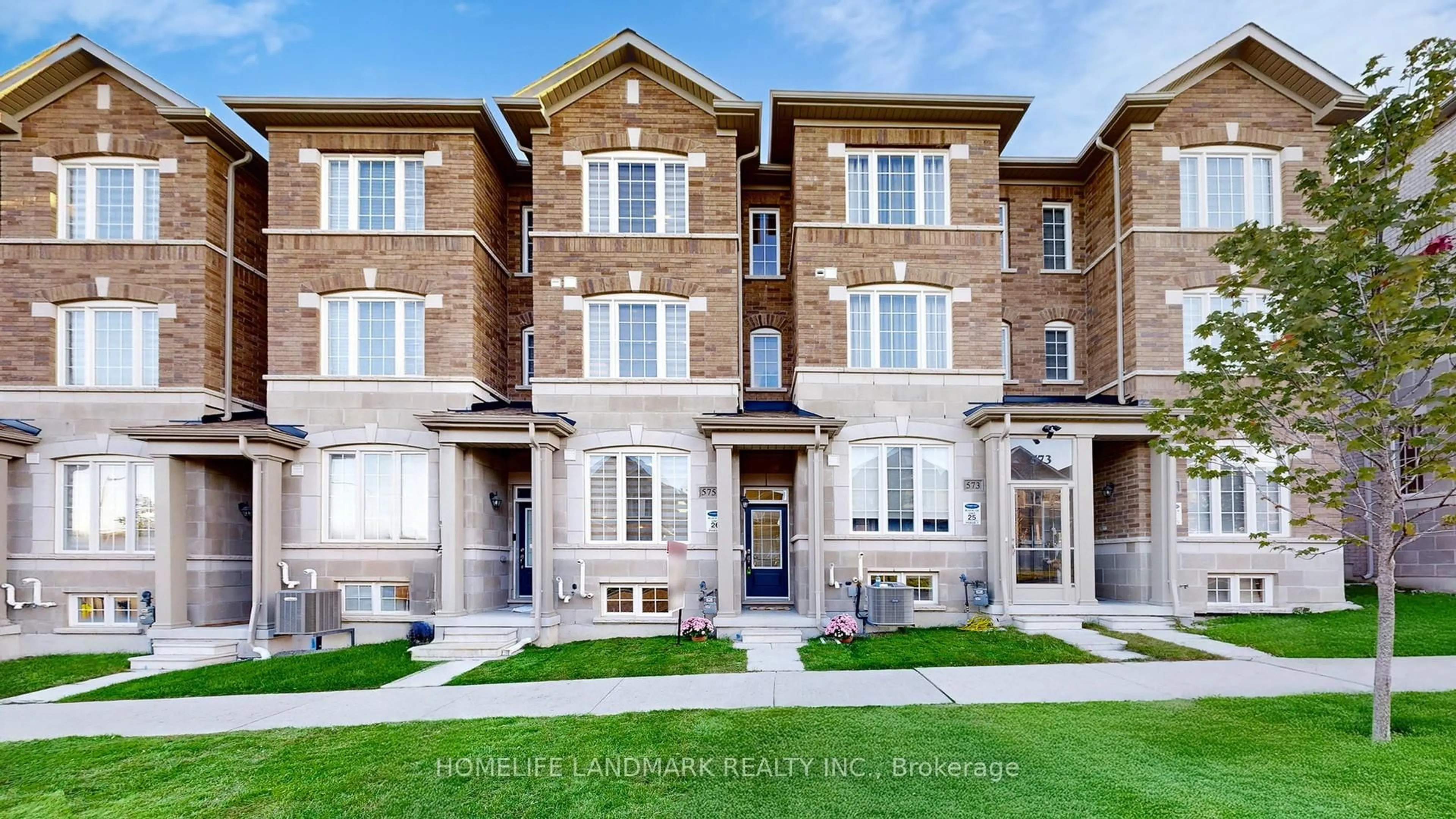 Home with brick exterior material, street for 575 White's Hill Ave, Markham Ontario L6B 1N9