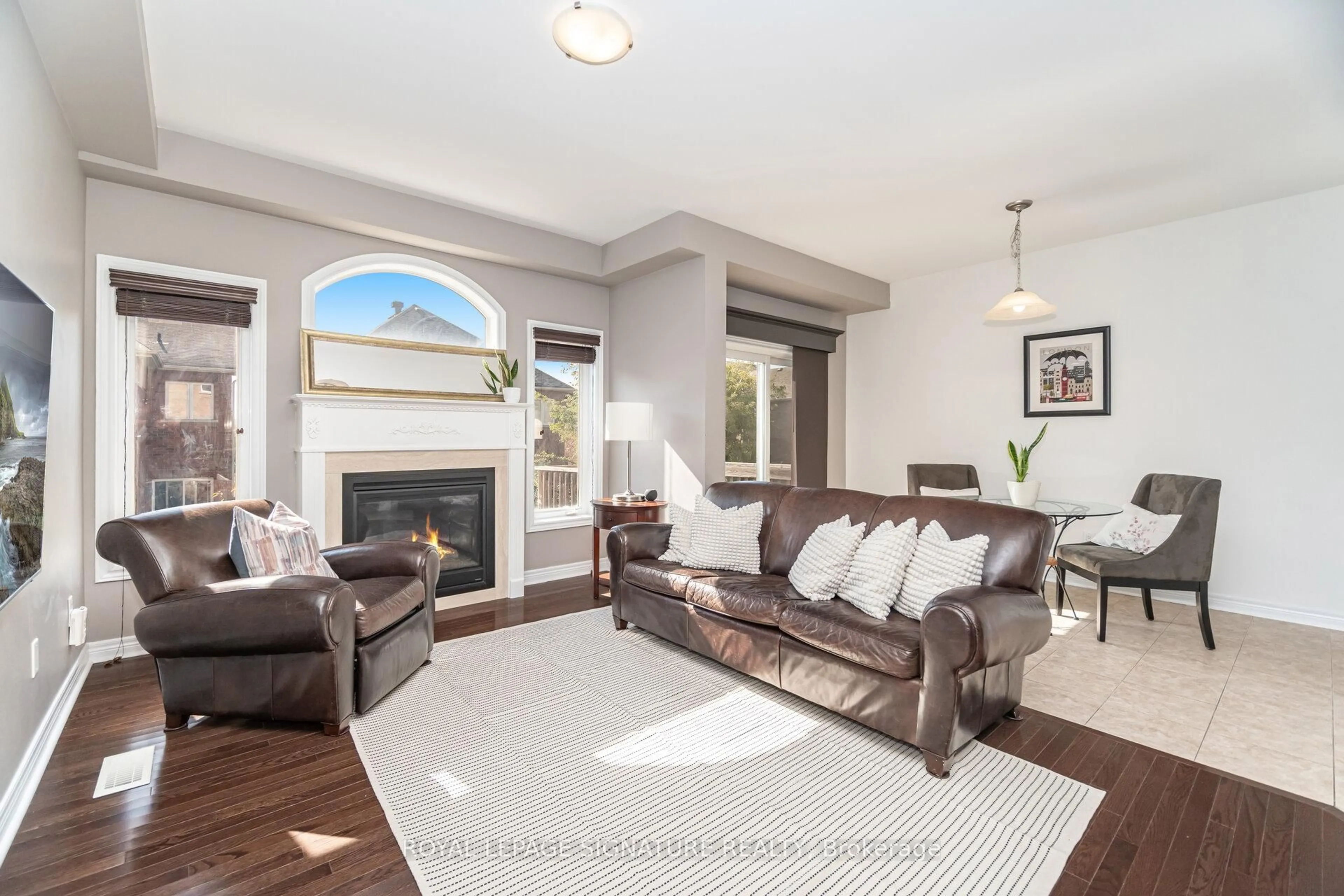 Living room with furniture, unknown for 81 Paperbark Ave, Vaughan Ontario L6A 0Y2