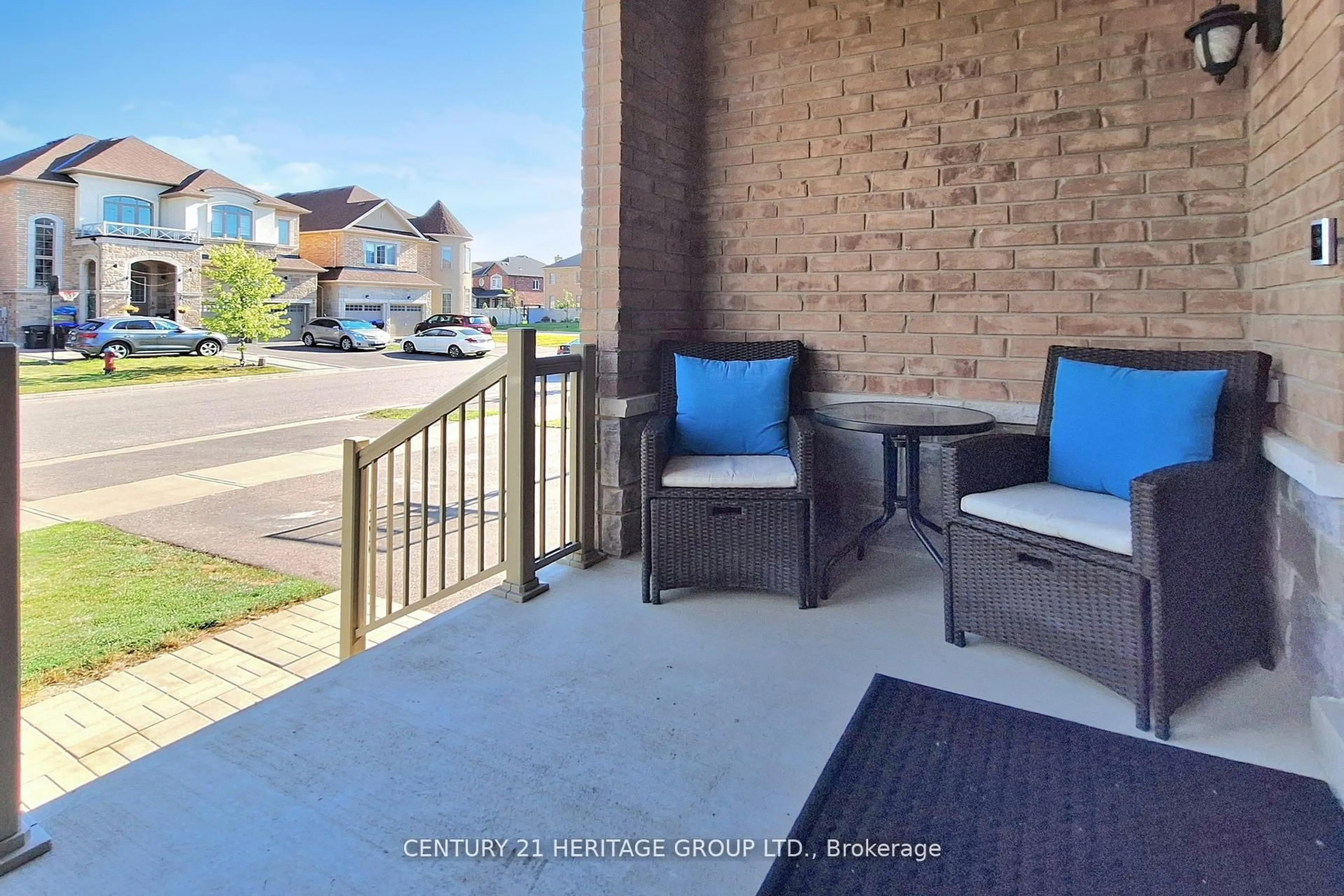 Patio, unknown for 12 Tupling St, Bradford West Gwillimbury Ontario L3Z 0W8