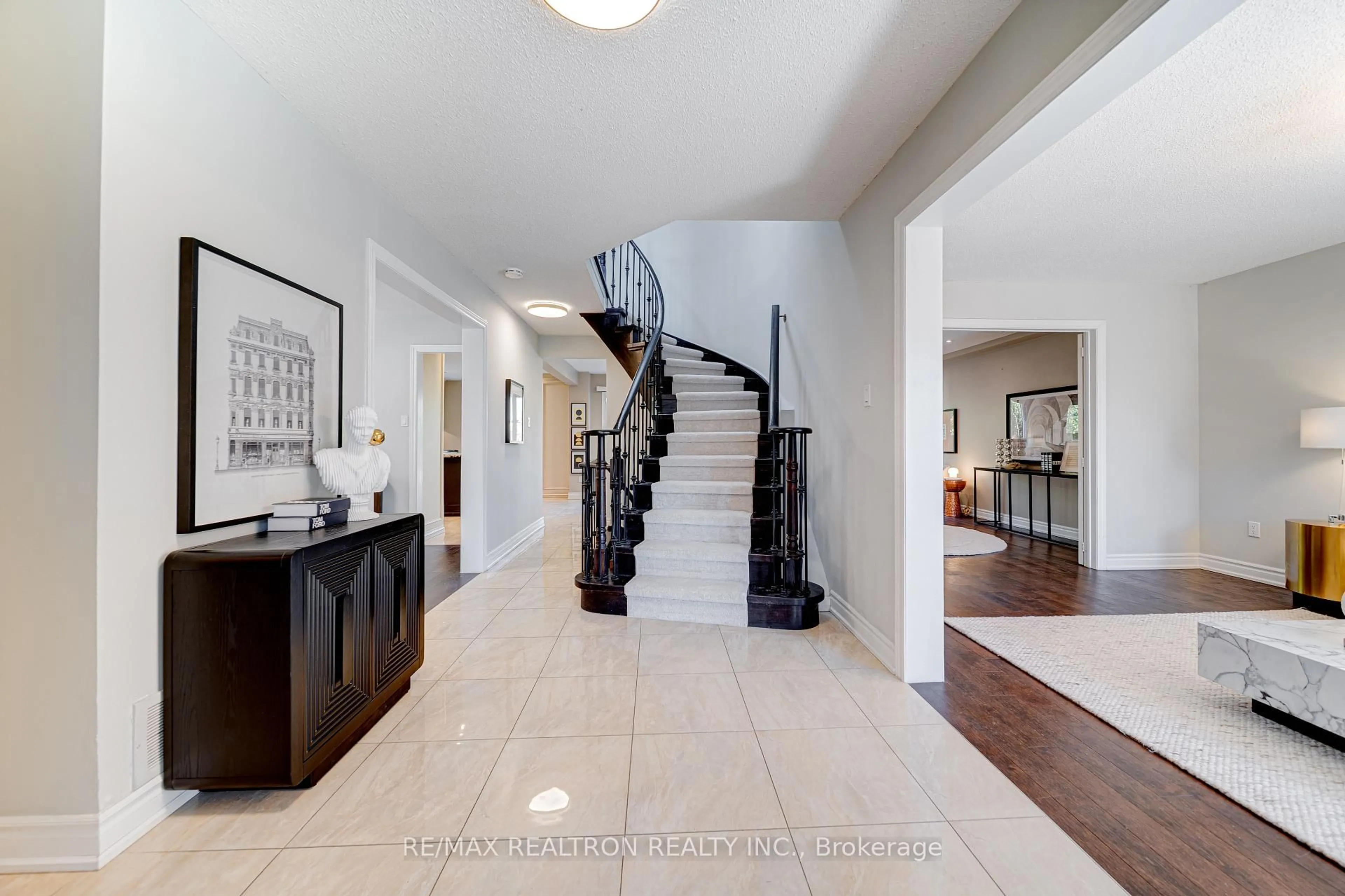 Indoor foyer for 261 Hollingham Rd, Markham Ontario L3R 8J7