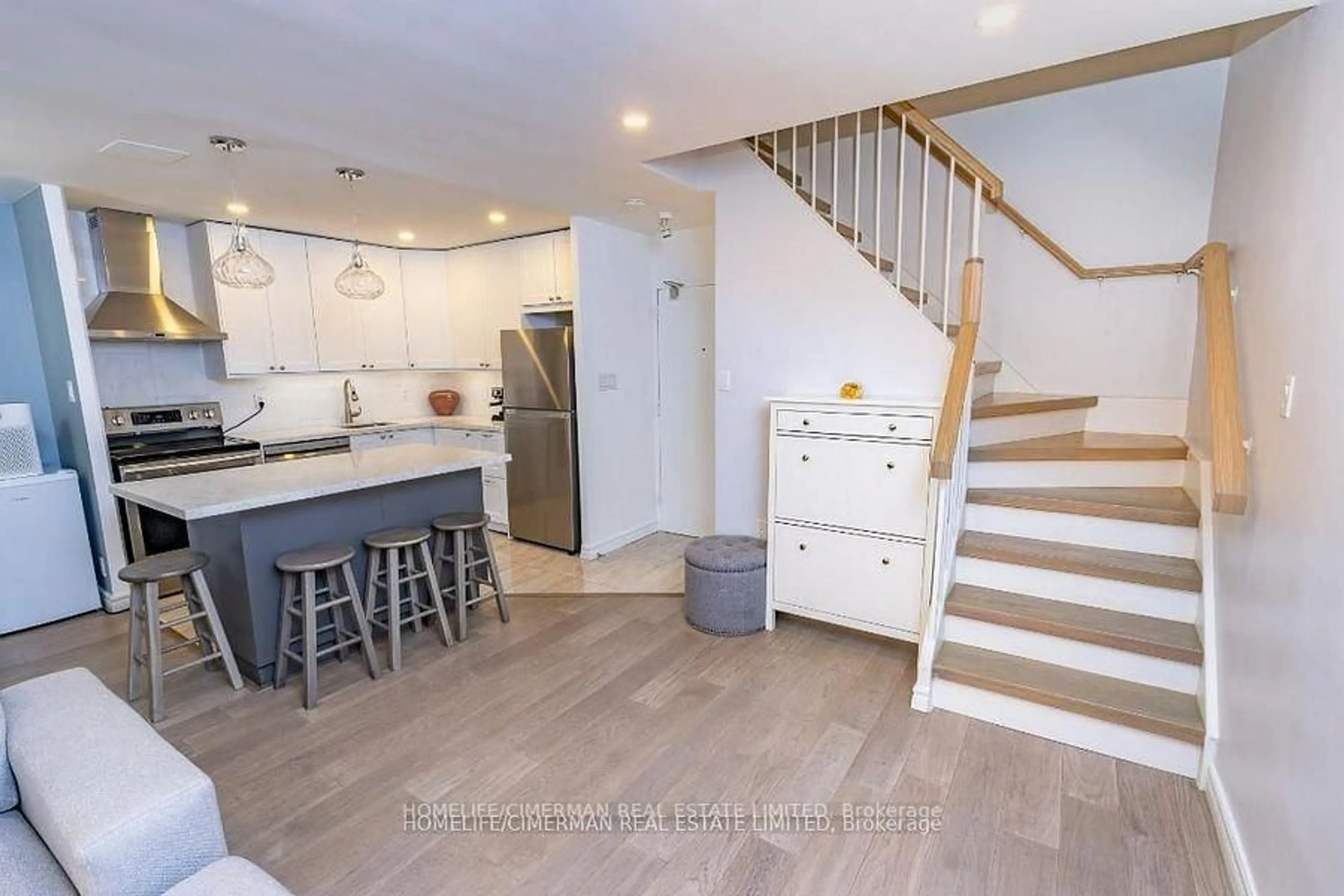Open concept kitchen, unknown for 16 Elgin St #260, Markham Ontario L3T 4T4