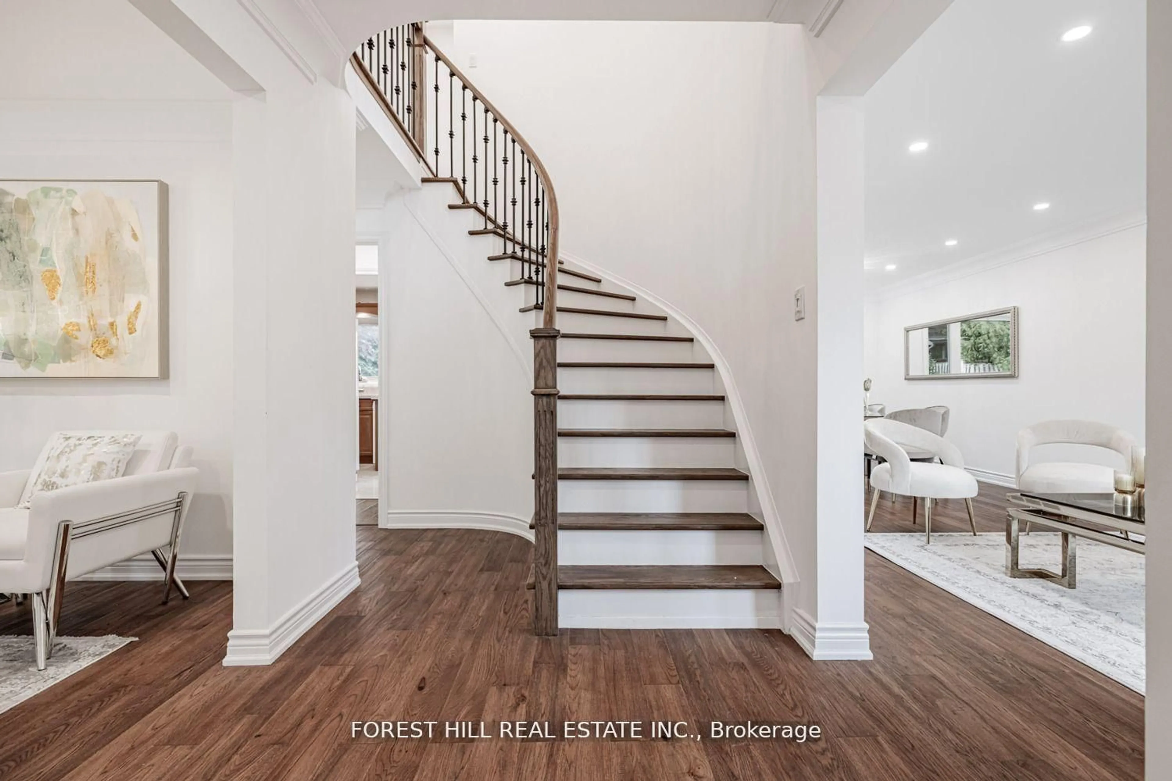 Stairs for 19 Eleanor Circ, Richmond Hill Ontario L4C 6K6