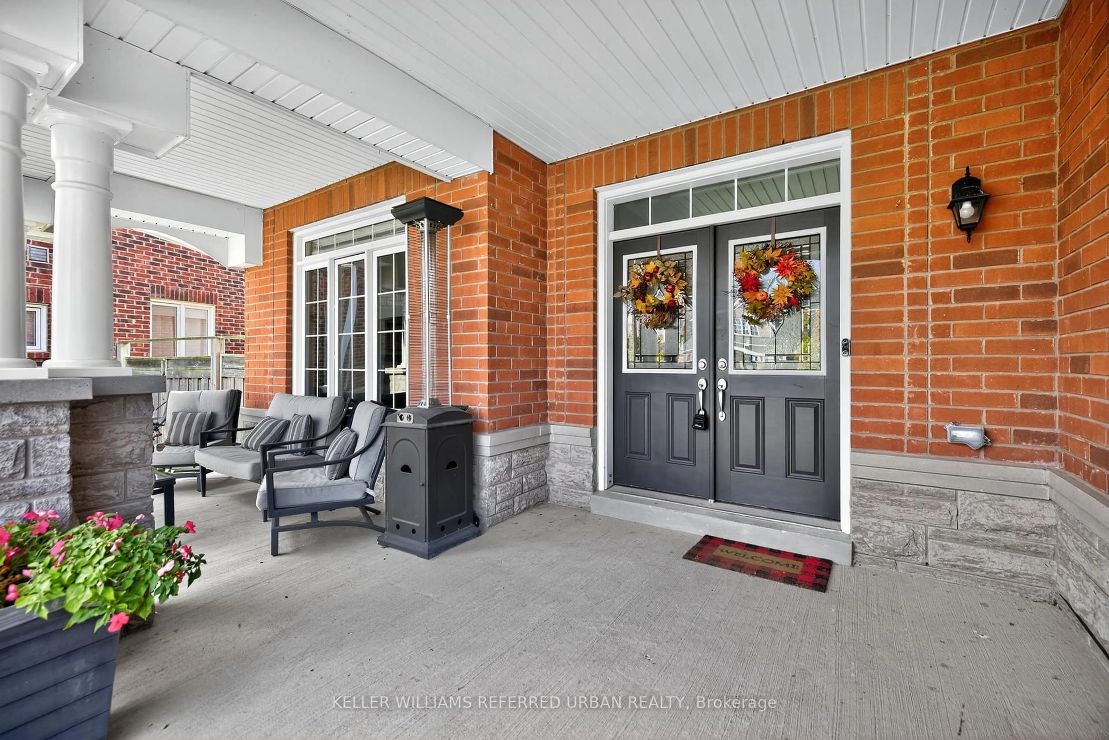 Indoor entryway for 26 Waterton Way, Bradford West Gwillimbury Ontario L3Z 0R3