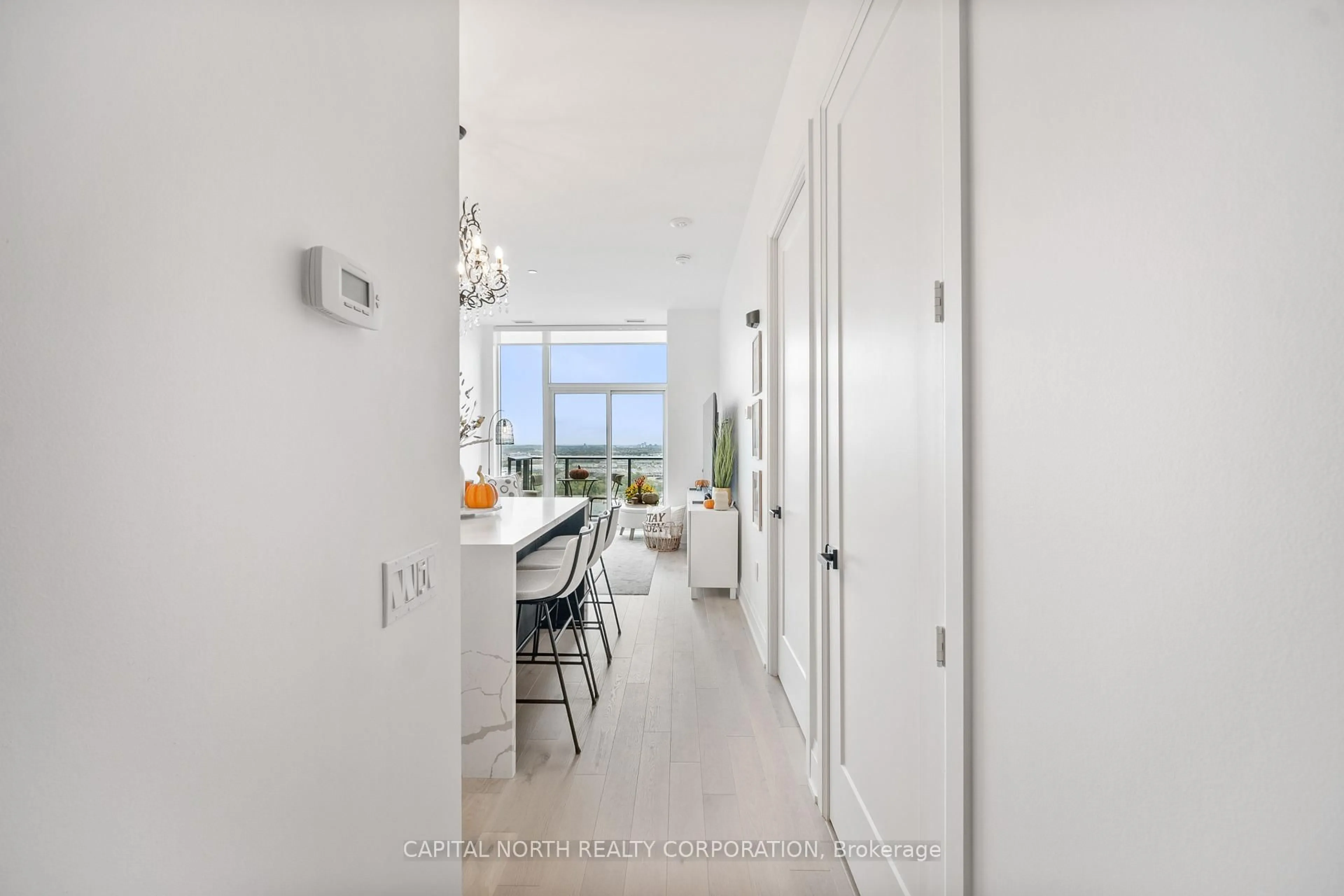 Indoor entryway for 9000 Jane St #PH201, Vaughan Ontario L4K 2M9