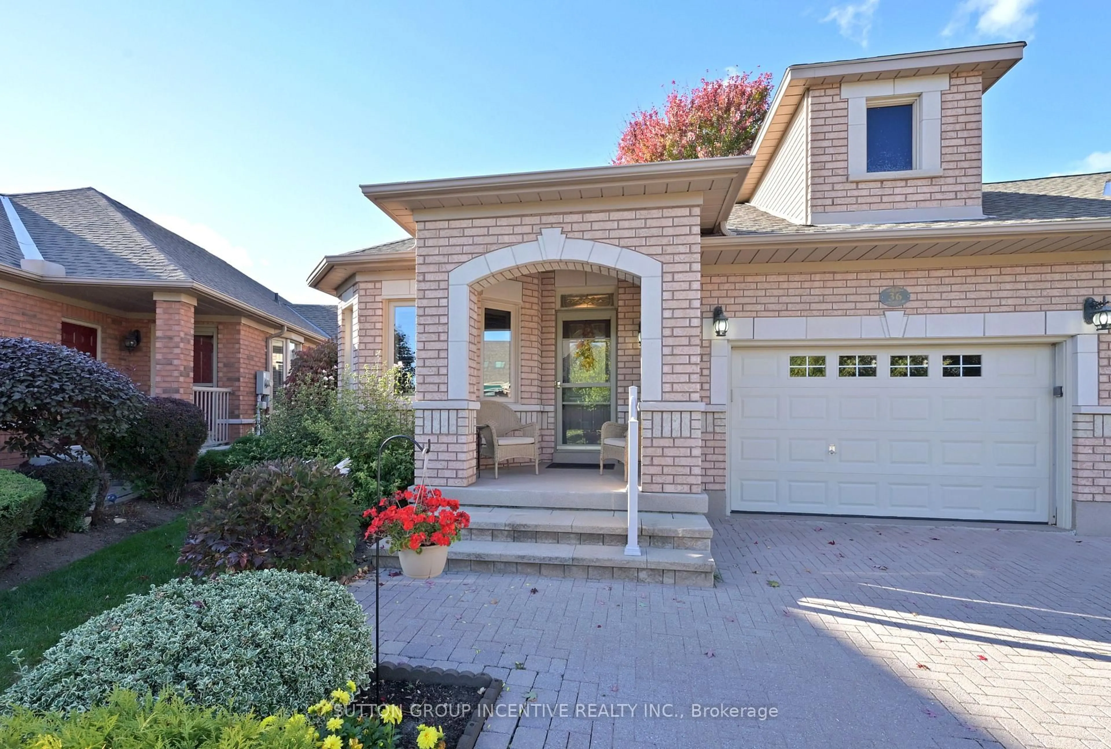 Home with brick exterior material, street for 36 Bella Vista Tr, New Tecumseth Ontario L9R 2C6