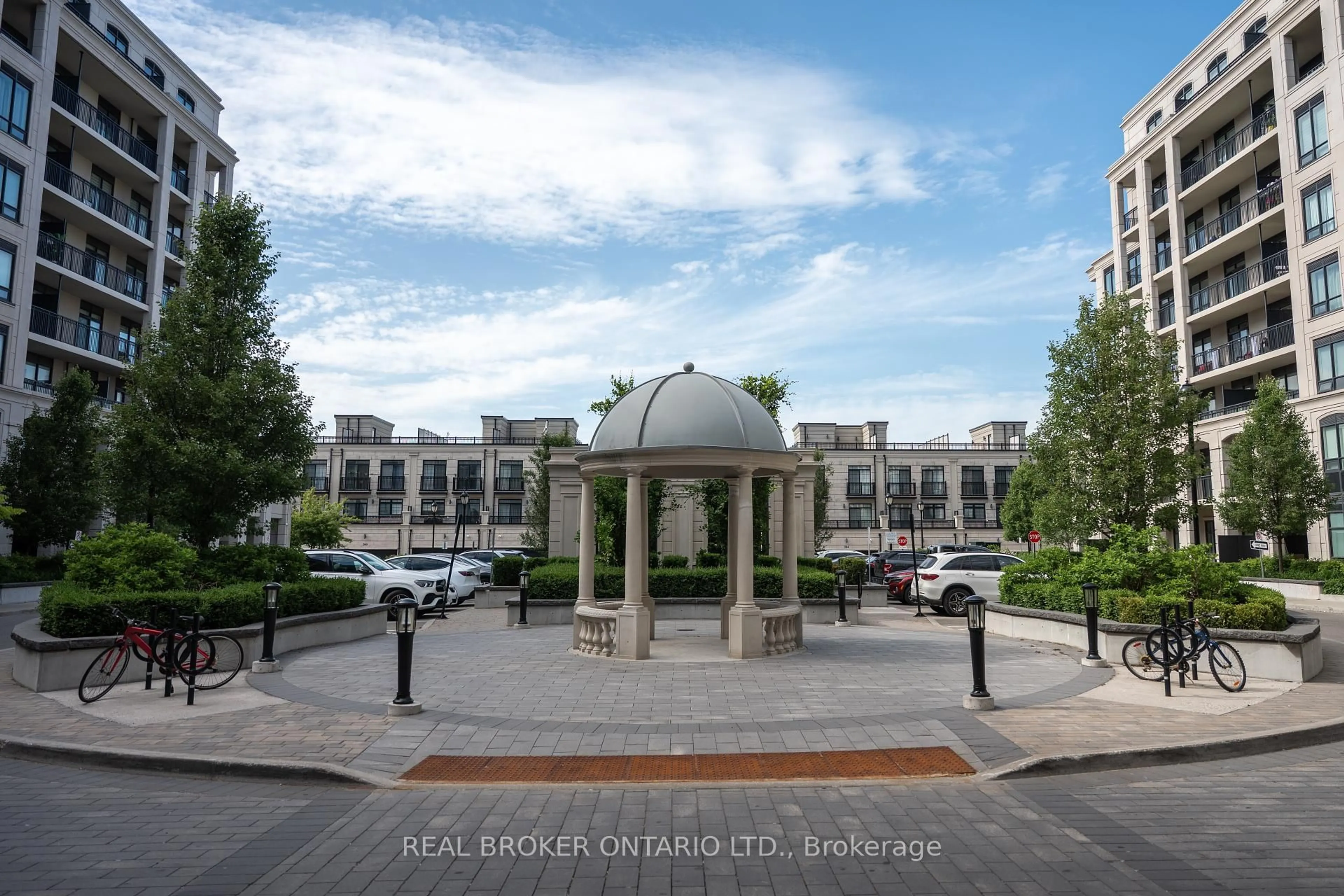 Indoor foyer for 278 Buchanan Dr #332E, Markham Ontario L3R 6J1