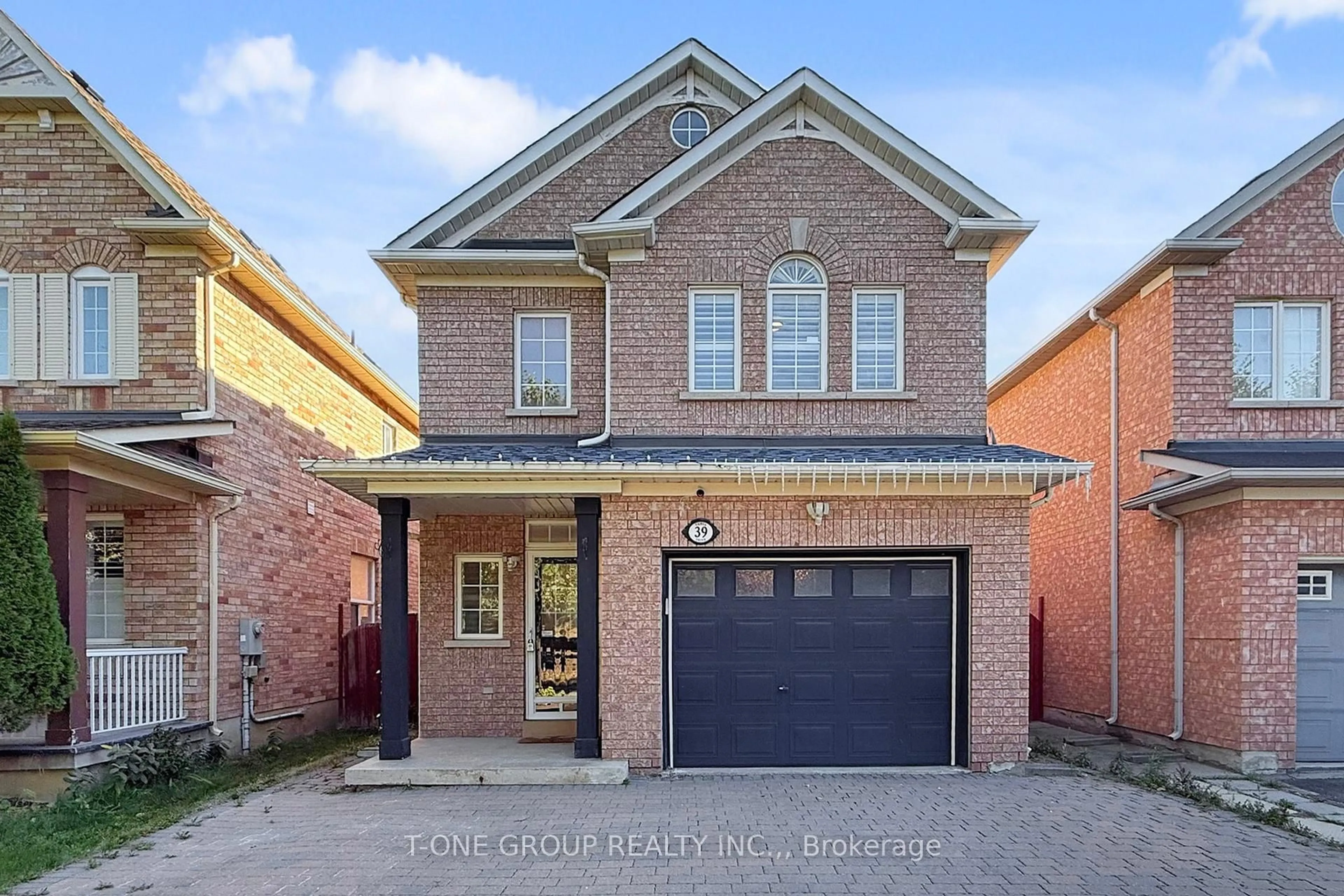Home with brick exterior material, street for 39 Vania Dr, Vaughan Ontario L6A 3X3