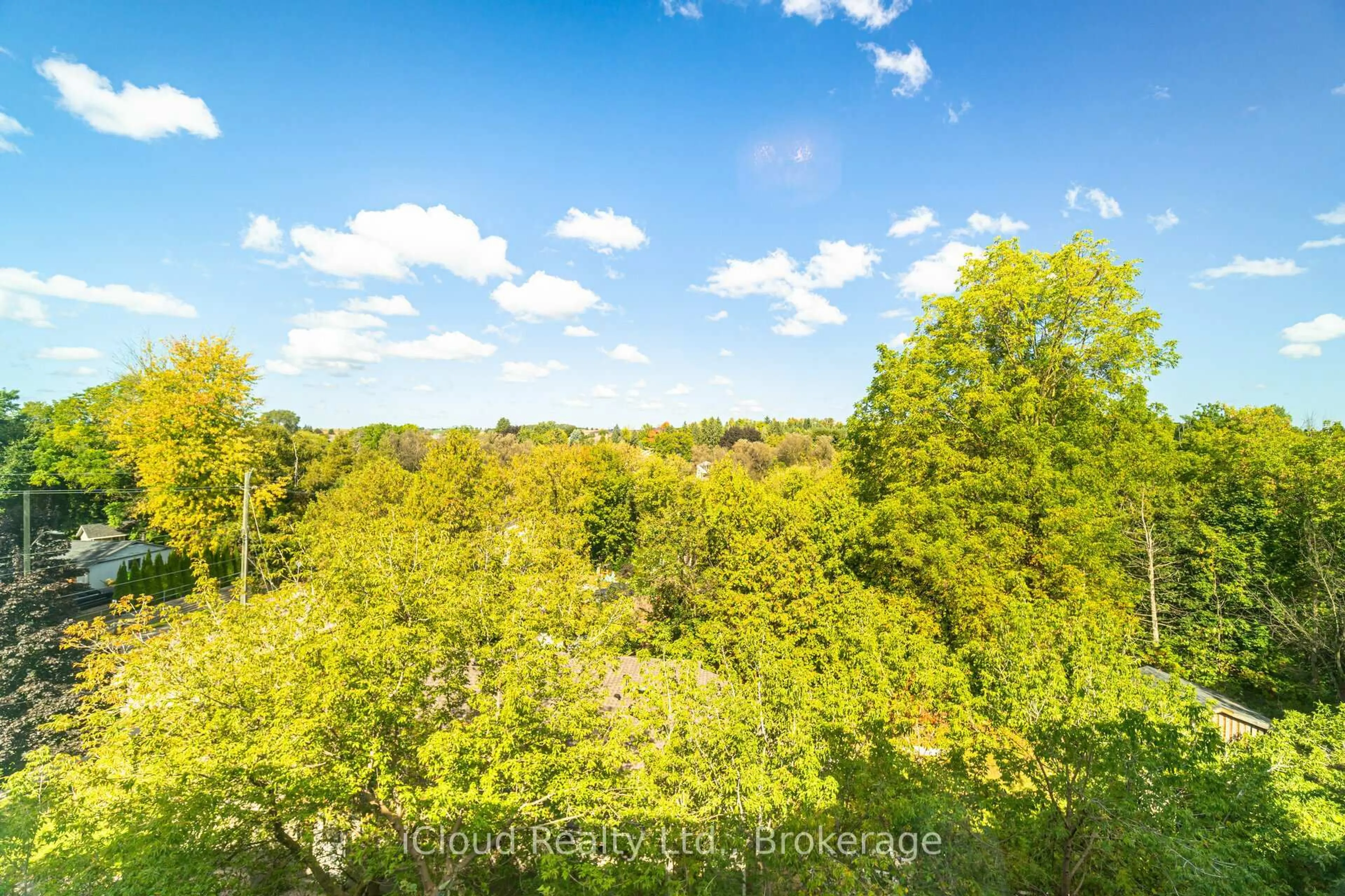 A pic from outside/outdoor area/front of a property/back of a property/a pic from drone, forest/trees view for 69 Boyne St #402, New Tecumseth Ontario L9R 0N5