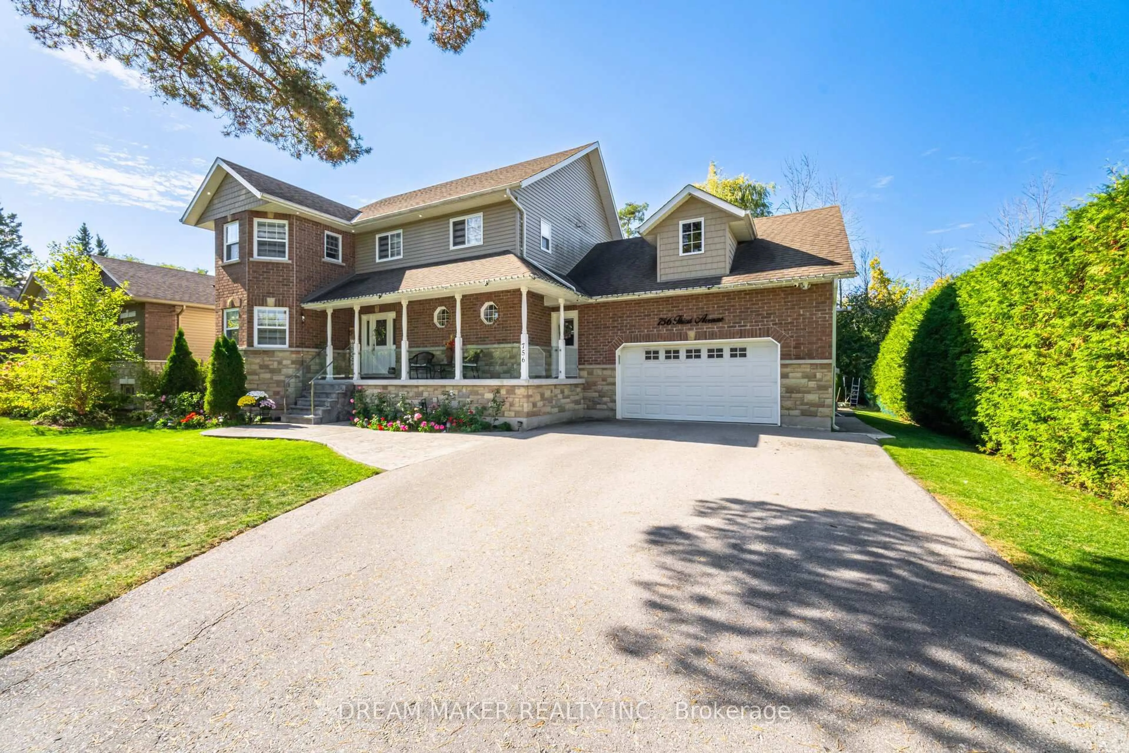 Home with brick exterior material, street for 756 Third Ave, Georgina Ontario L0E 1S0