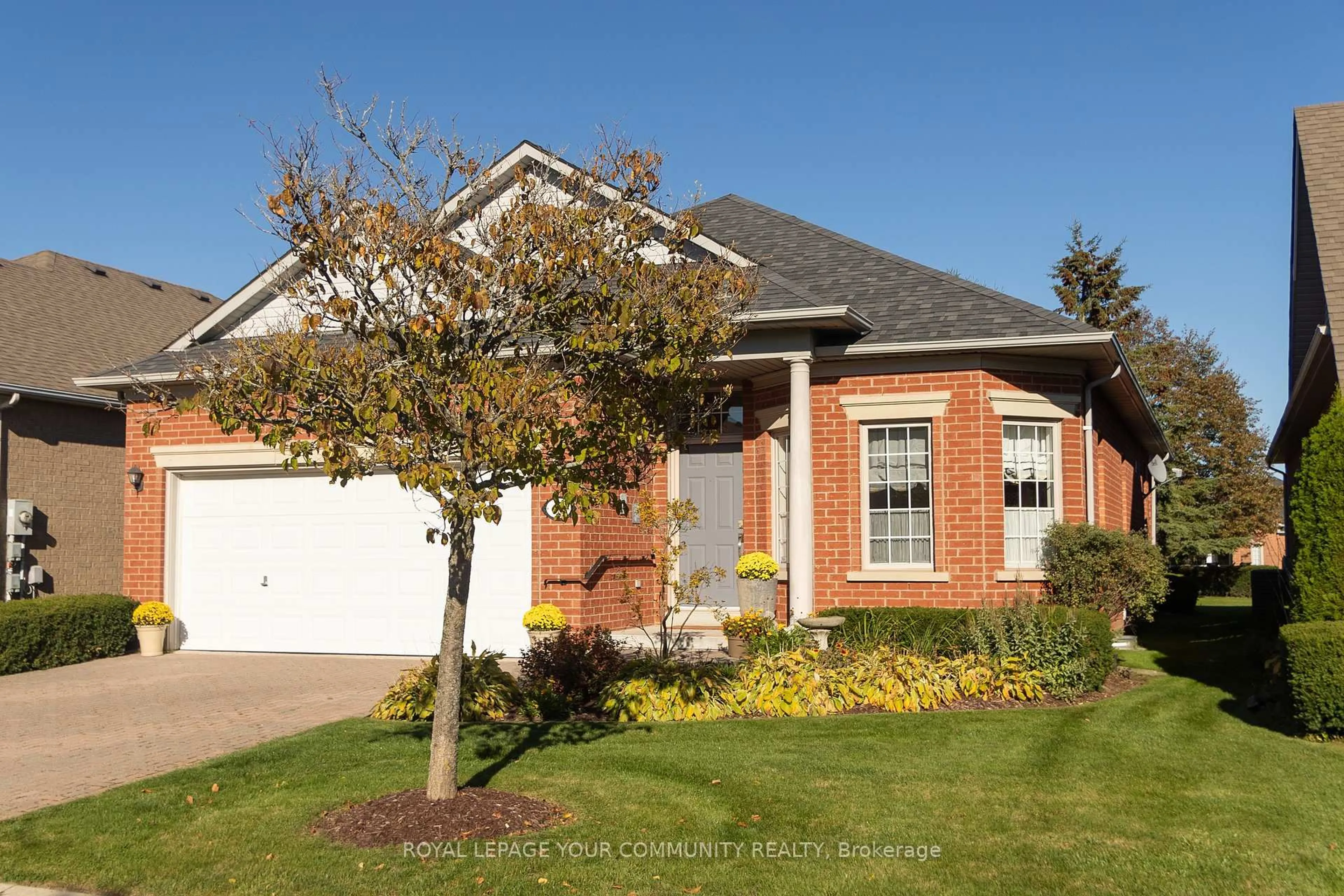 Home with brick exterior material, street for 7 Arnie's Chance, Whitchurch-Stouffville Ontario L4A 1L7