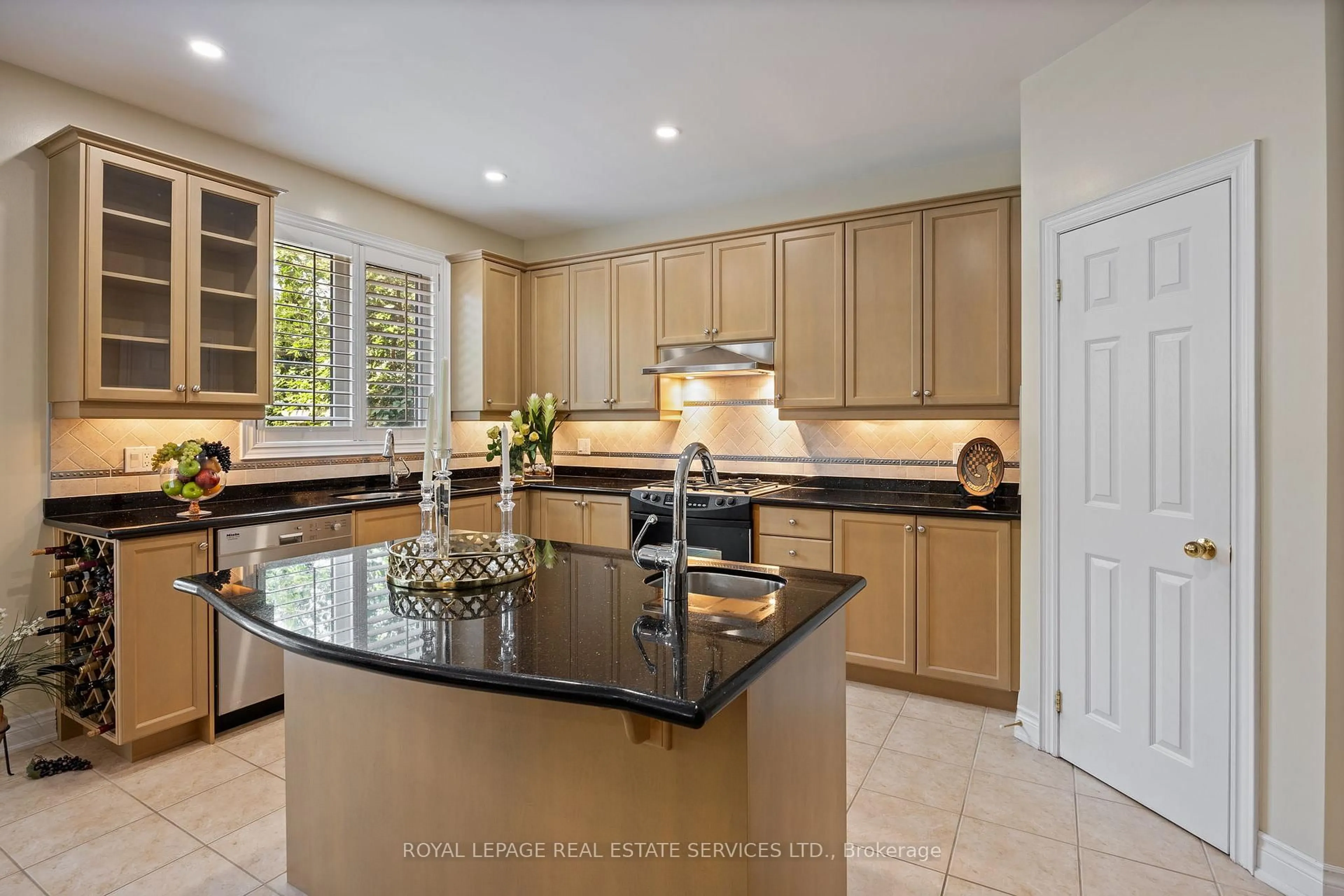 Unknown for 96 Bradgate Dr, Markham Ontario L3T 7M3