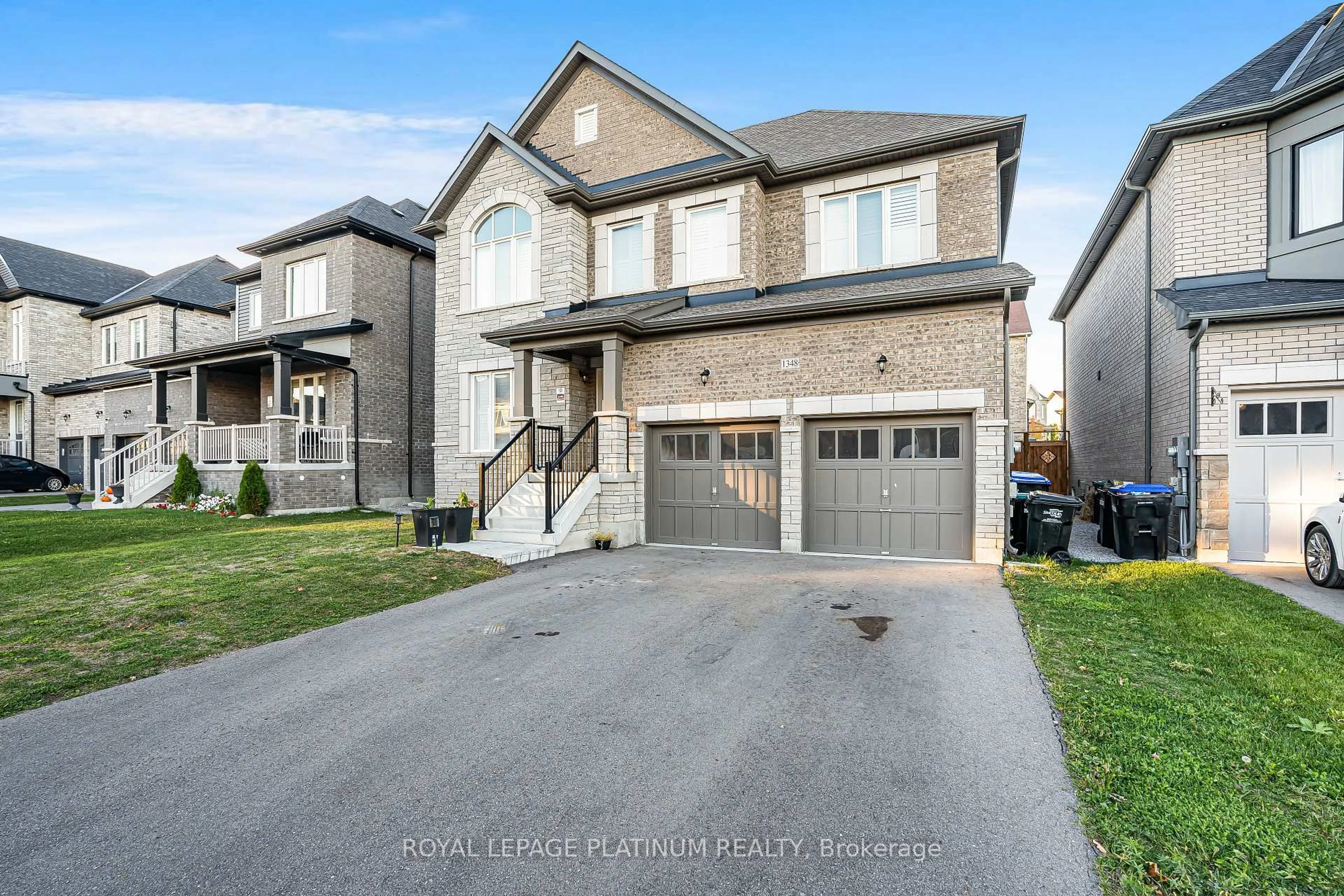 Home with brick exterior material, street for 1348 Harrington St, Innisfil Ontario L0L 1W0