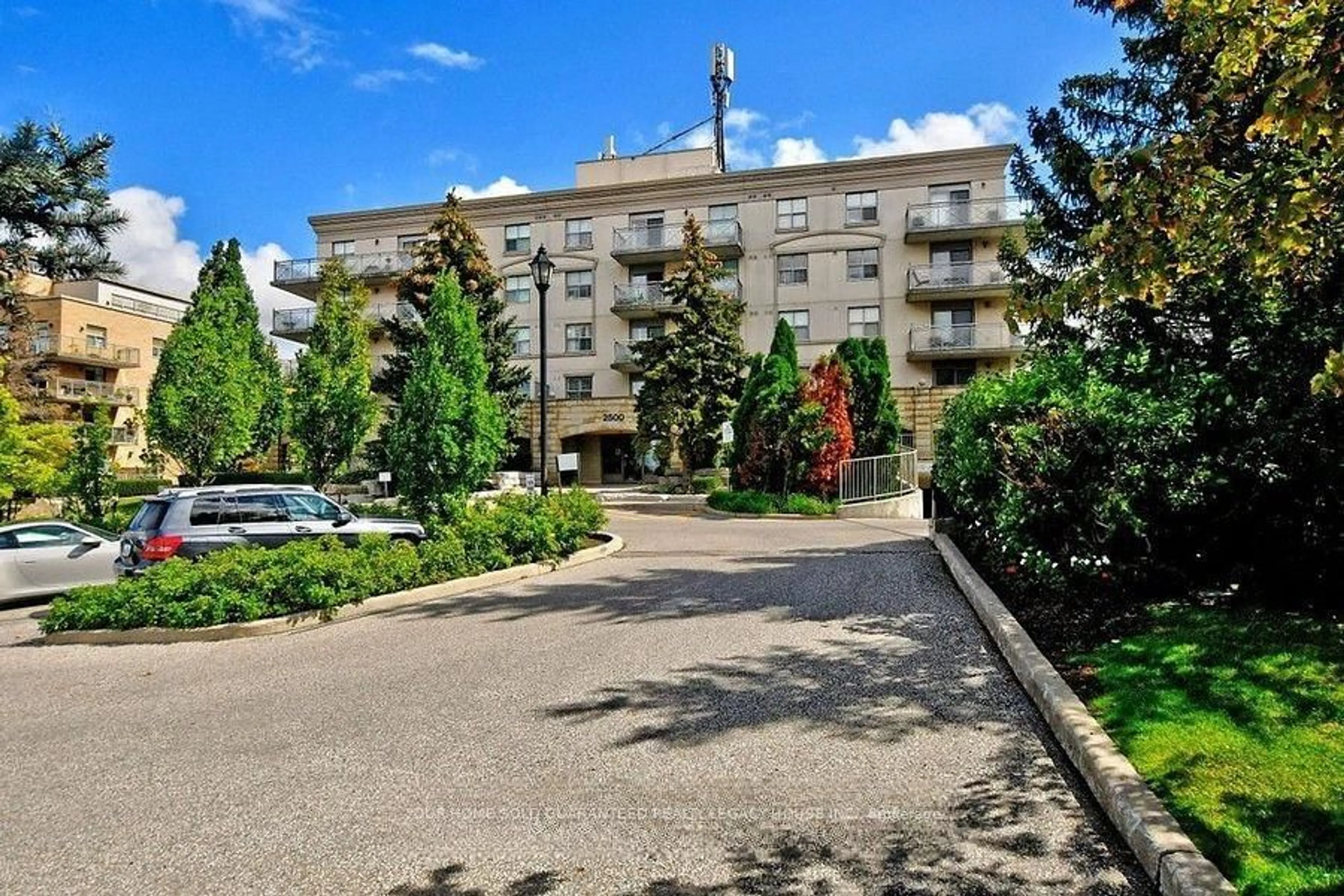 Patio, unknown for 2500 Rutherford Rd #502, Vaughan Ontario L4K 5N7