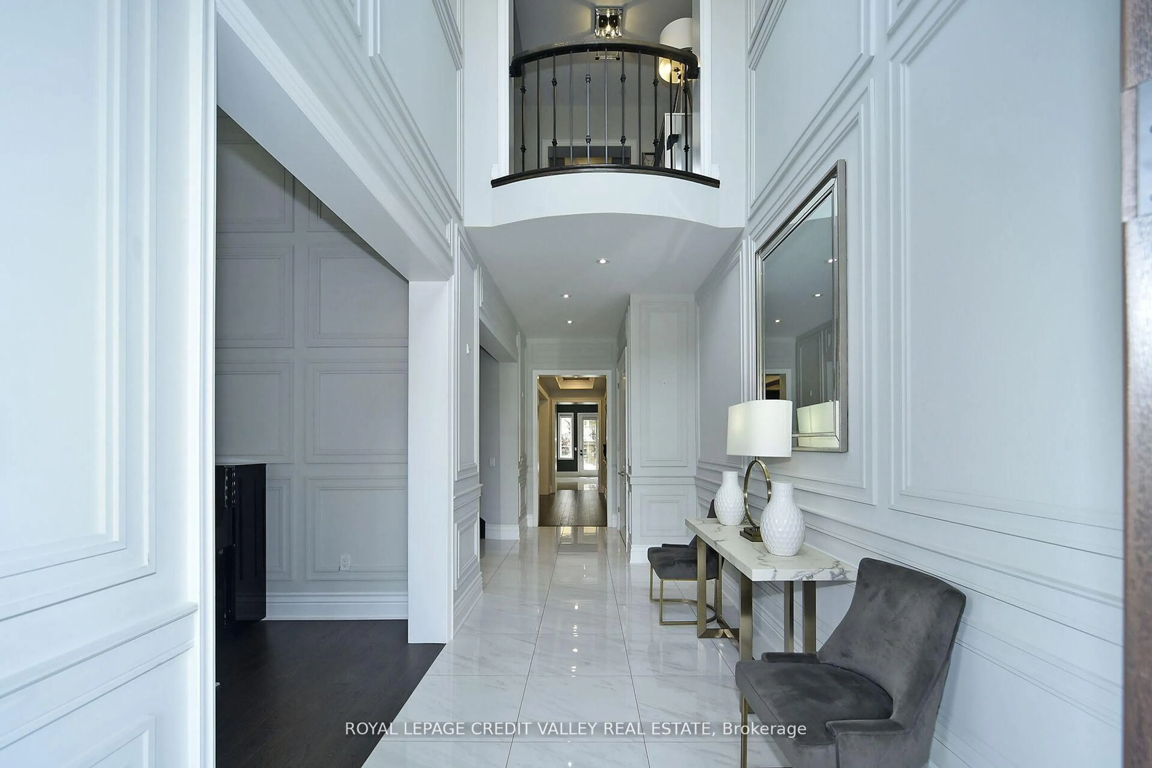 Indoor foyer for 47 Nave St, Vaughan Ontario L4H 4K5
