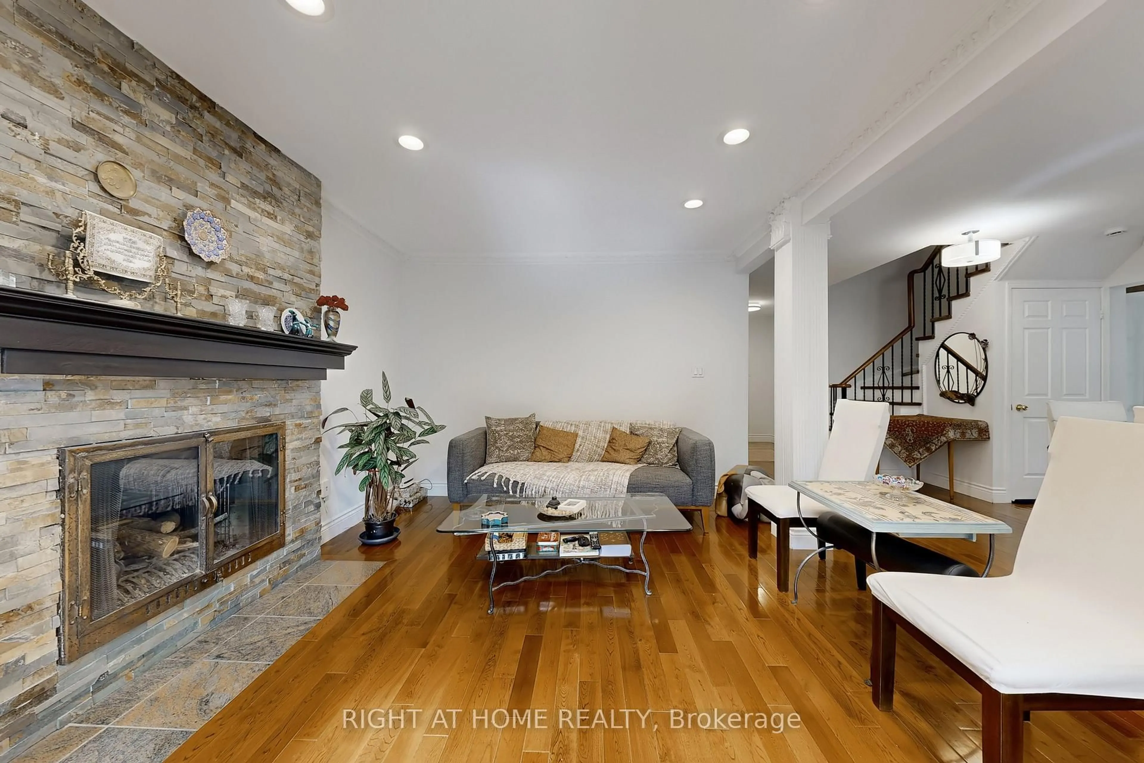 Living room with furniture, unknown for 52 Breckonwood Cres, Markham Ontario L3T 5E8