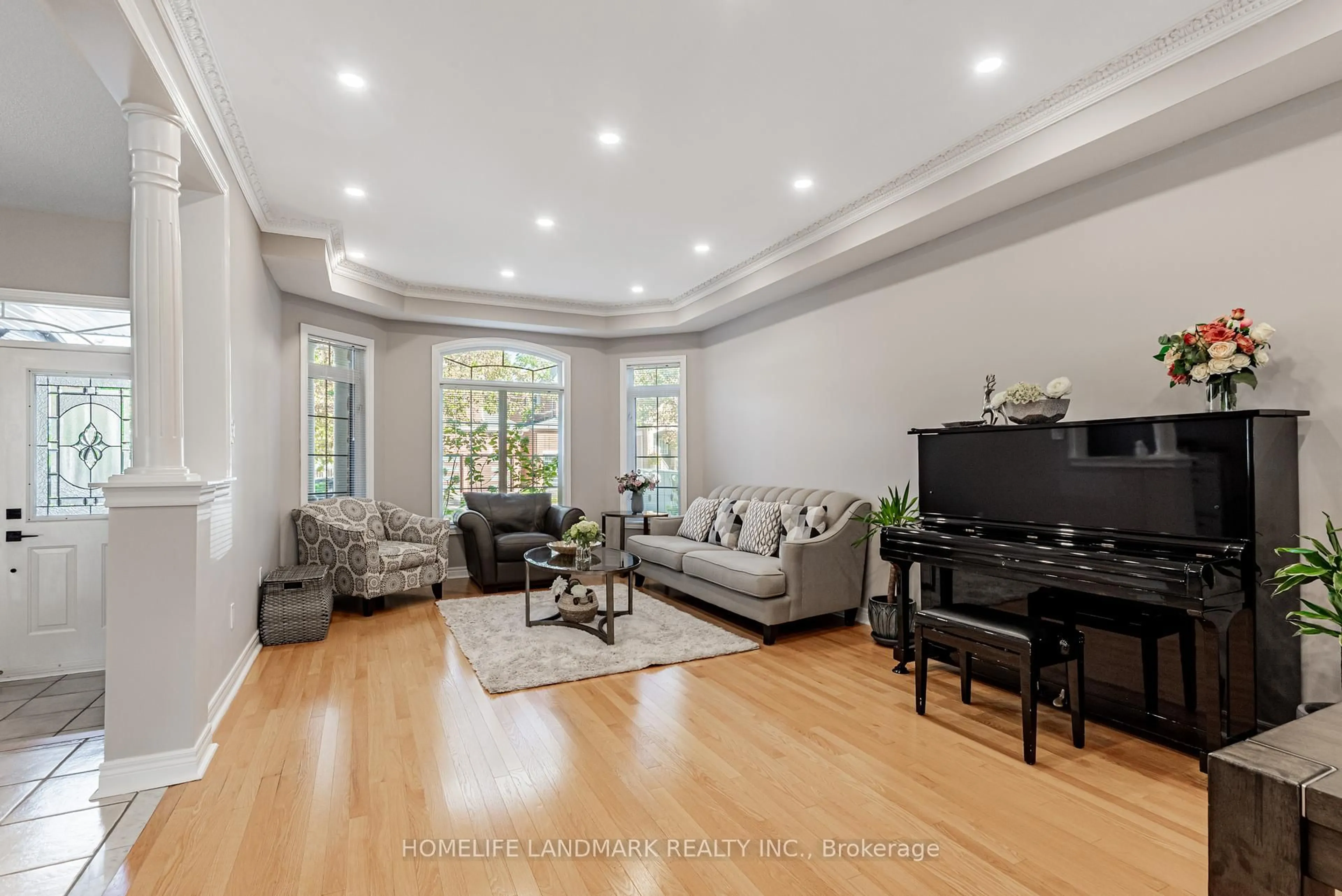 Living room with furniture, unknown for 12 Houser St, Markham Ontario L6E 1H8