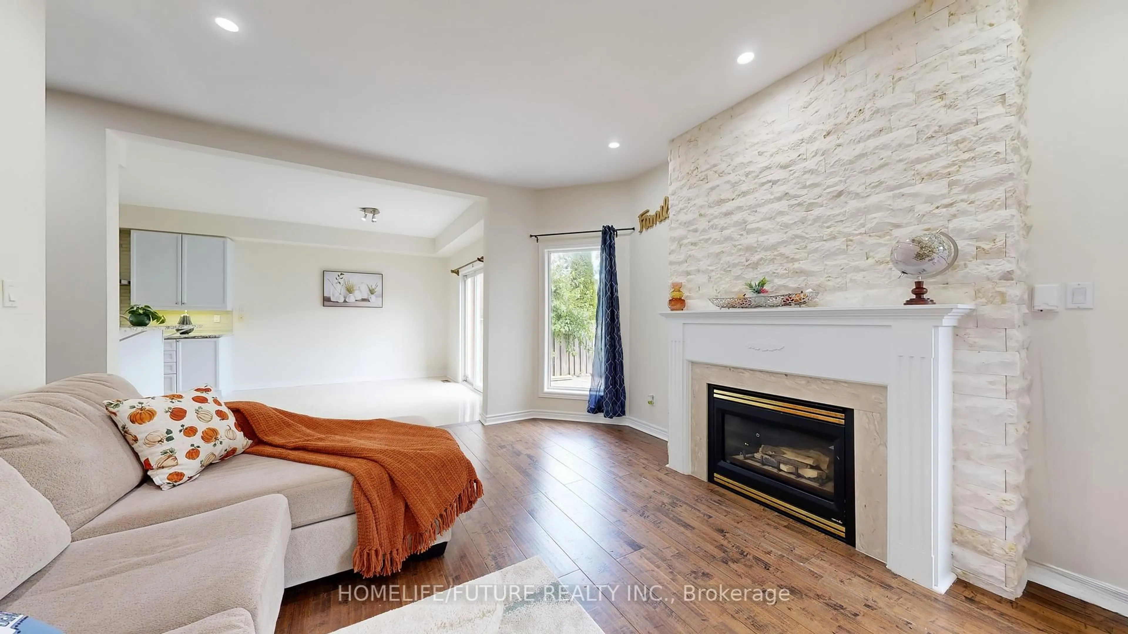 Unknown for 51 Estate Garden Dr, Richmond Hill Ontario L4E 3V5