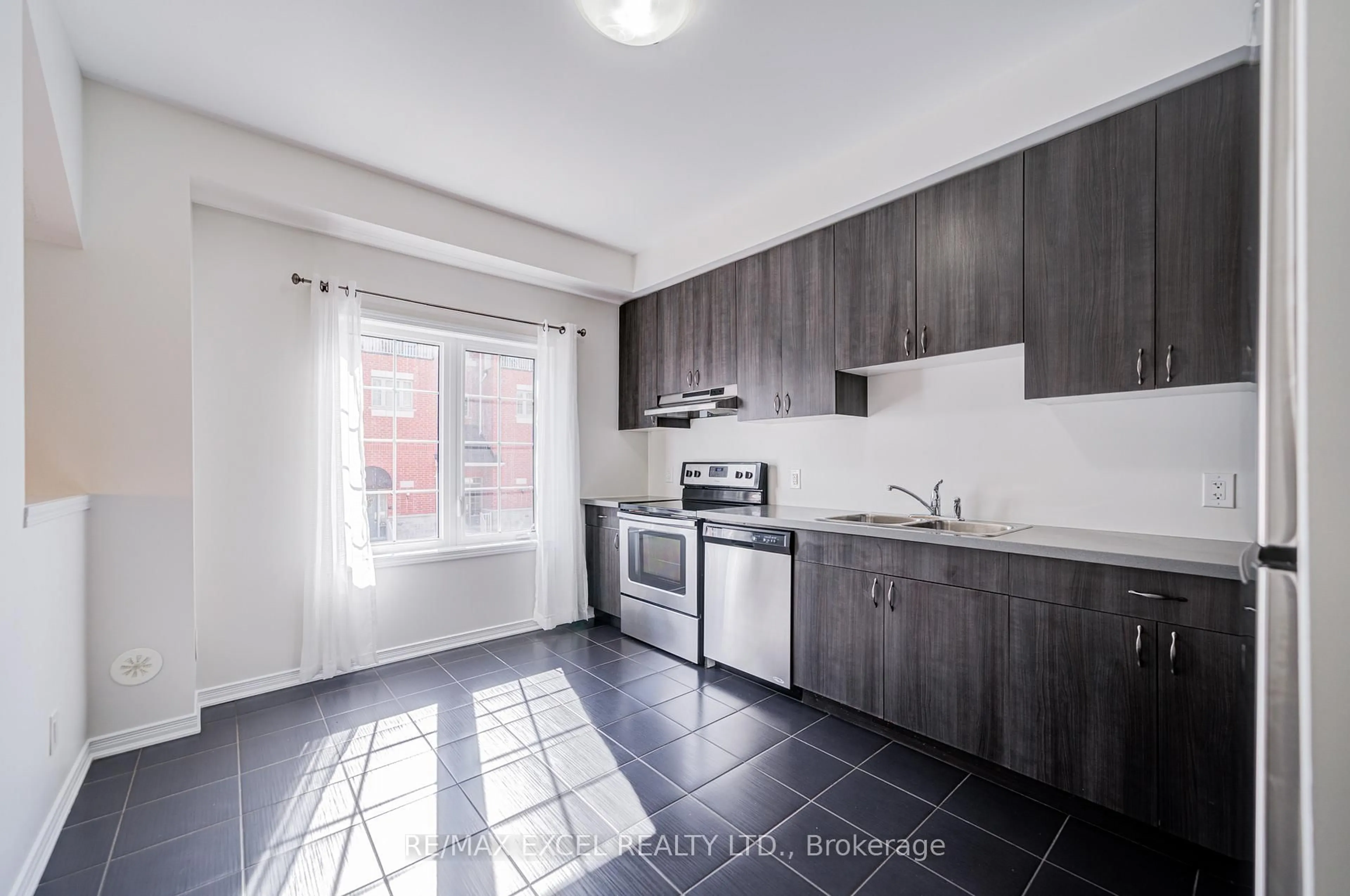 Standard kitchen, unknown for 24 Ormerod Lane #50, Richmond Hill Ontario L4S 0G3