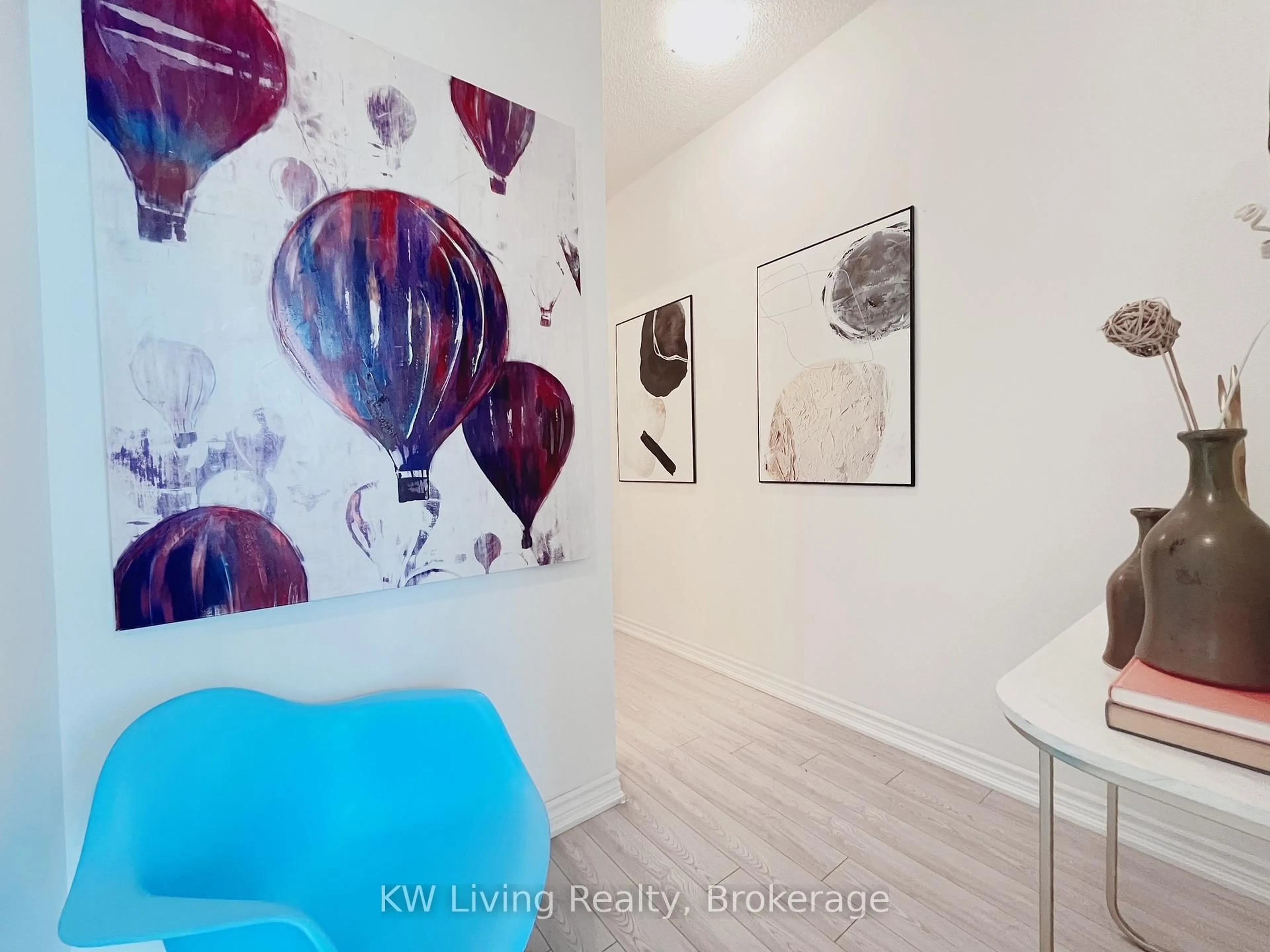 Unknown for 8323 Kennedy Rd #706, Markham Ontario L3R 5W7