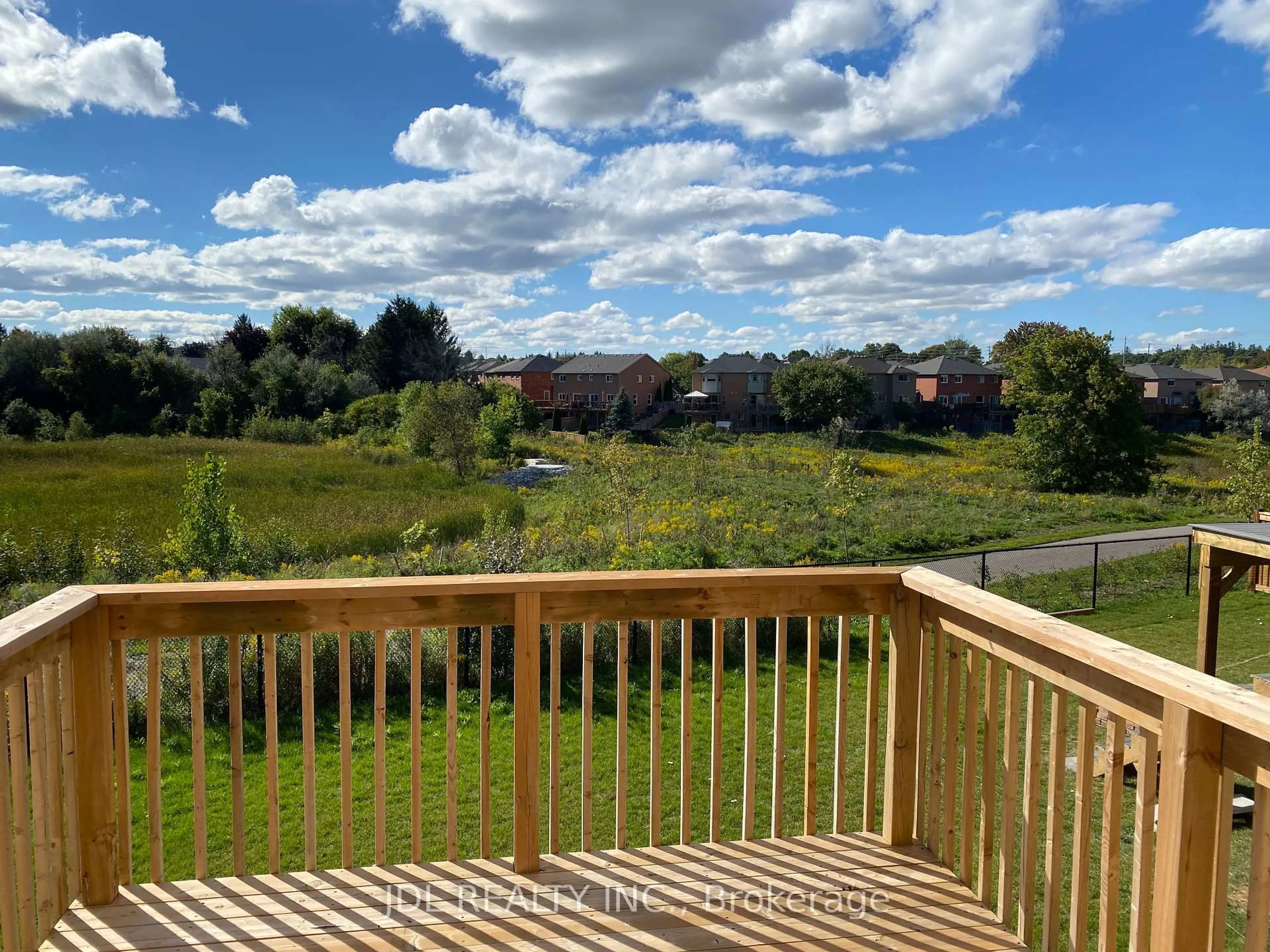 A pic from outside/outdoor area/front of a property/back of a property/a pic from drone, water/lake/river/ocean view for 548 Somerville Dr, Newmarket Ontario L3X 0K2