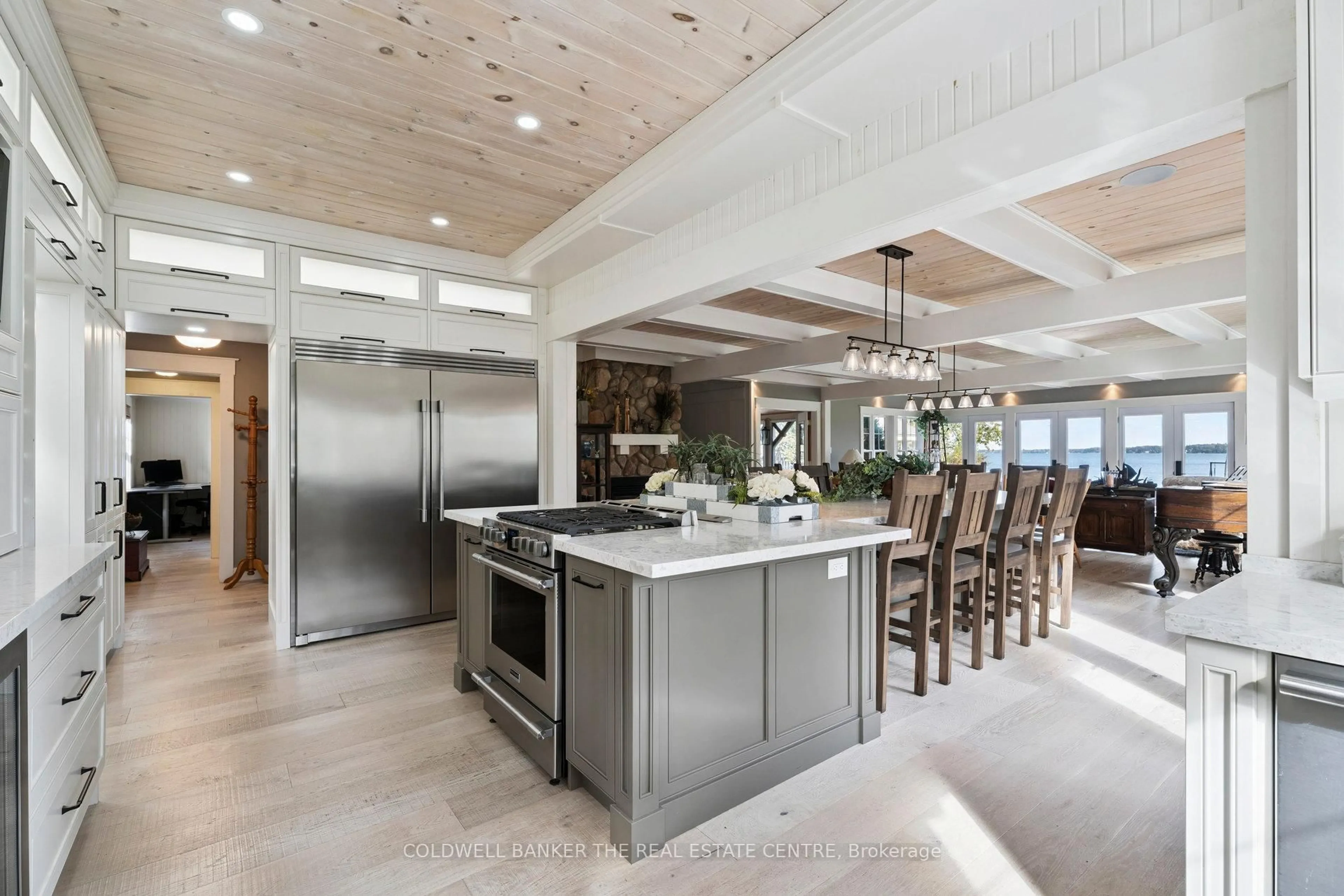 Open concept kitchen, unknown for 1099 Stoney Point Rd, Innisfil Ontario L0L 1W0