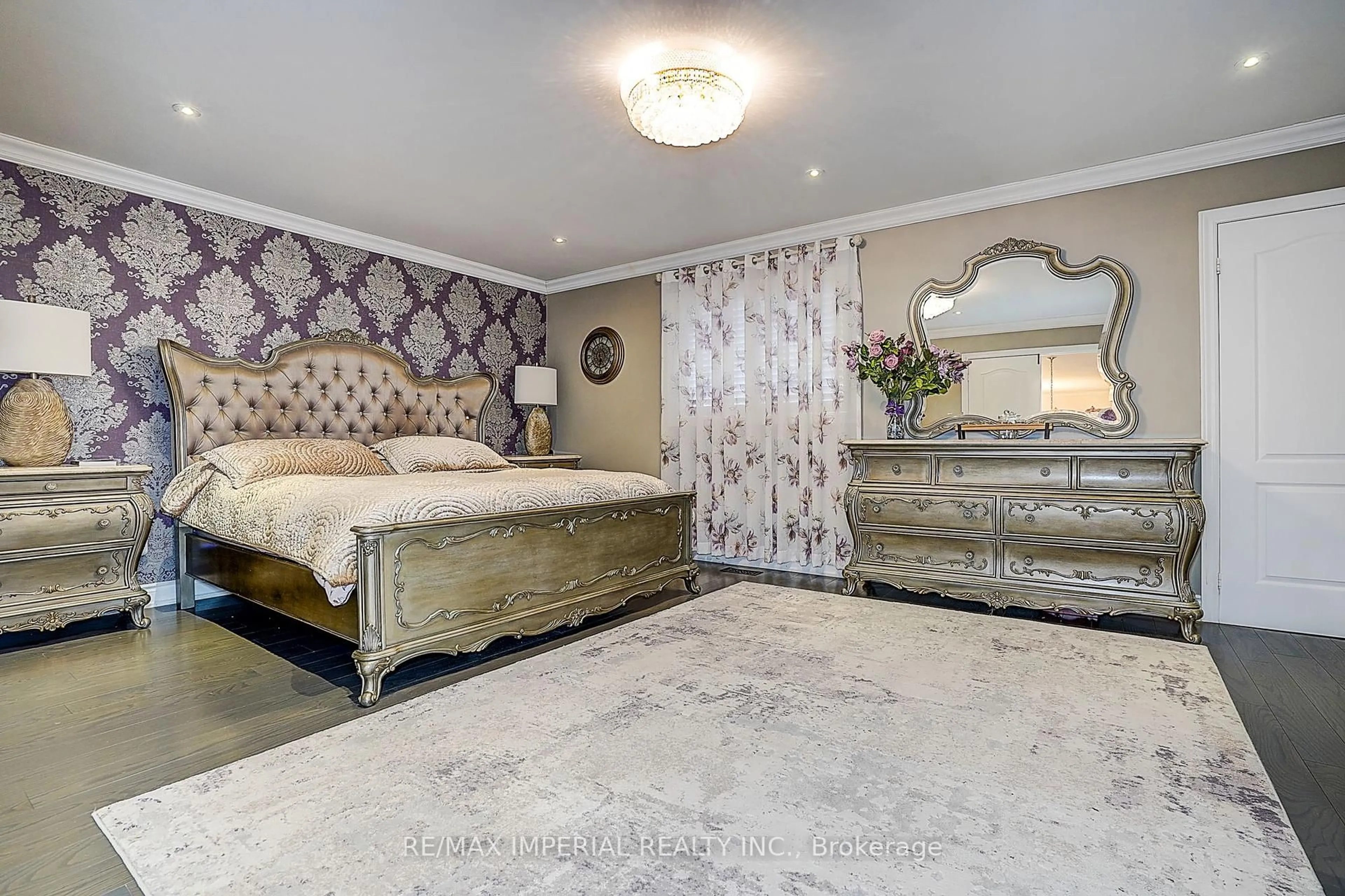 Bedroom with bed, carpet floor for 32 Brandon Gate Dr, Vaughan Ontario L6A 2L4