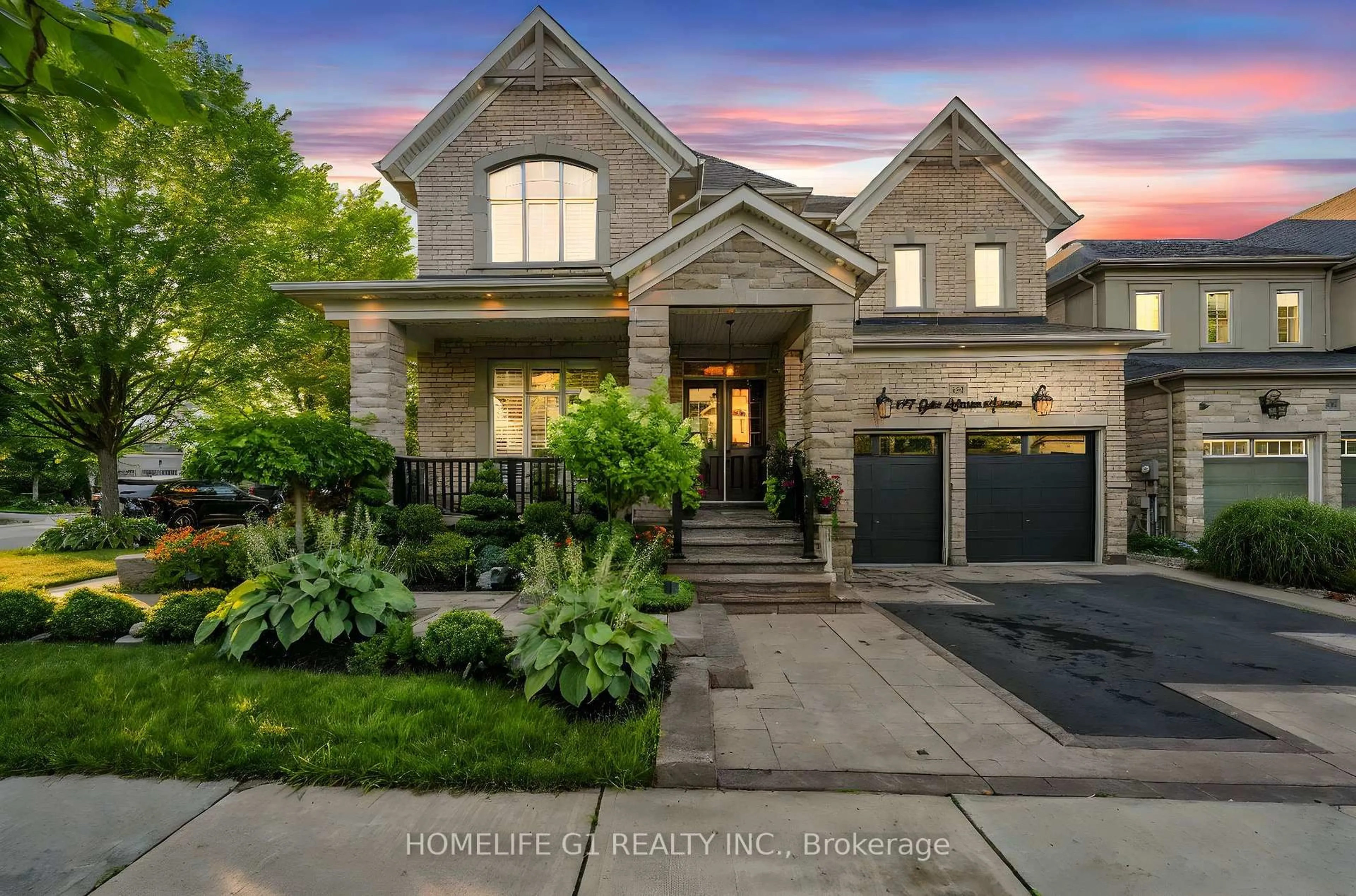 Home with brick exterior material, street for 197 Gar Lehman Dr, Whitchurch-Stouffville Ontario L4A 0H8