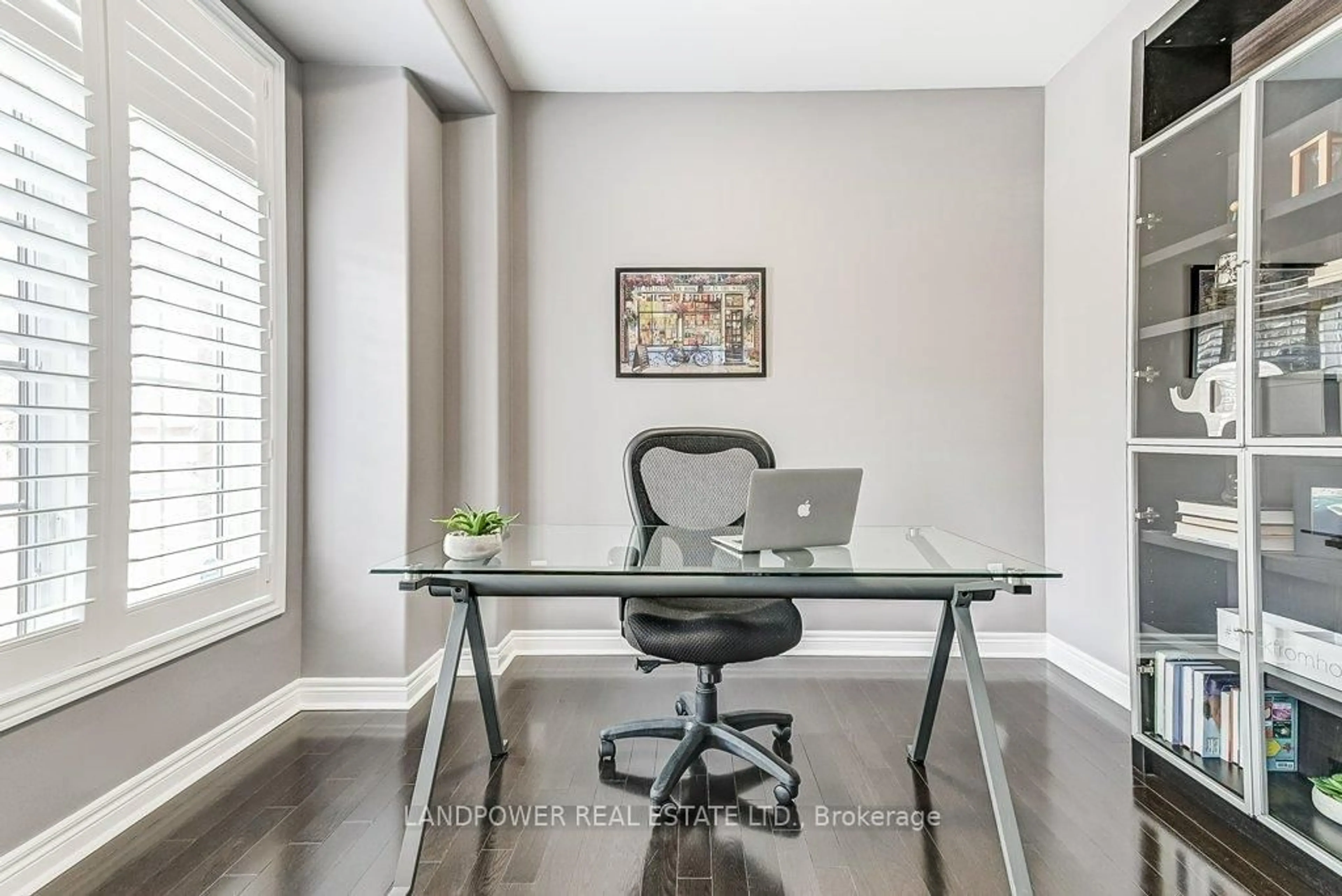 A pic of a room for 35 Limestone St, Markham Ontario L6B 0P6
