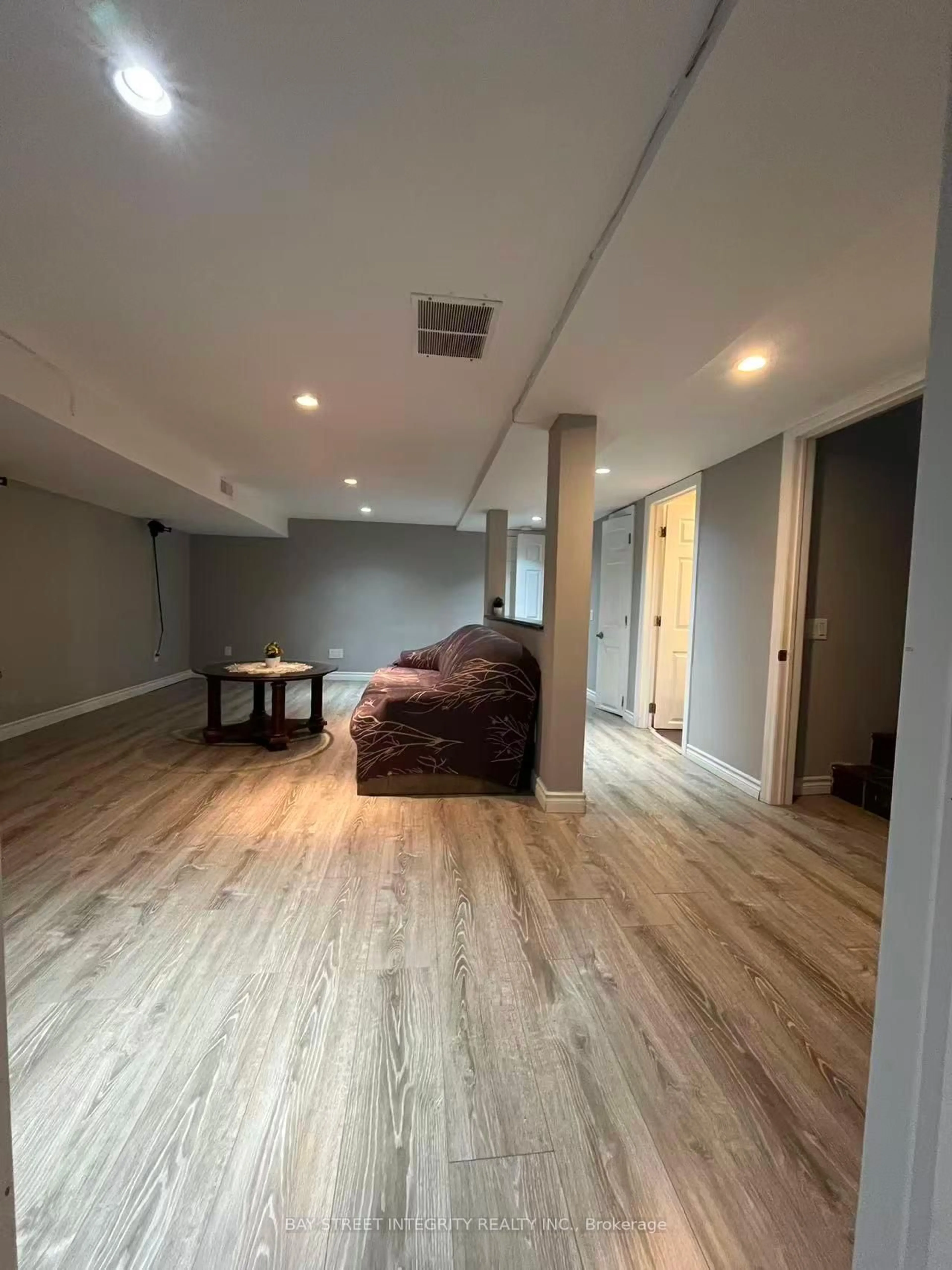 A pic of a room for 57 Howard Rd, Newmarket Ontario L3Y 3G6