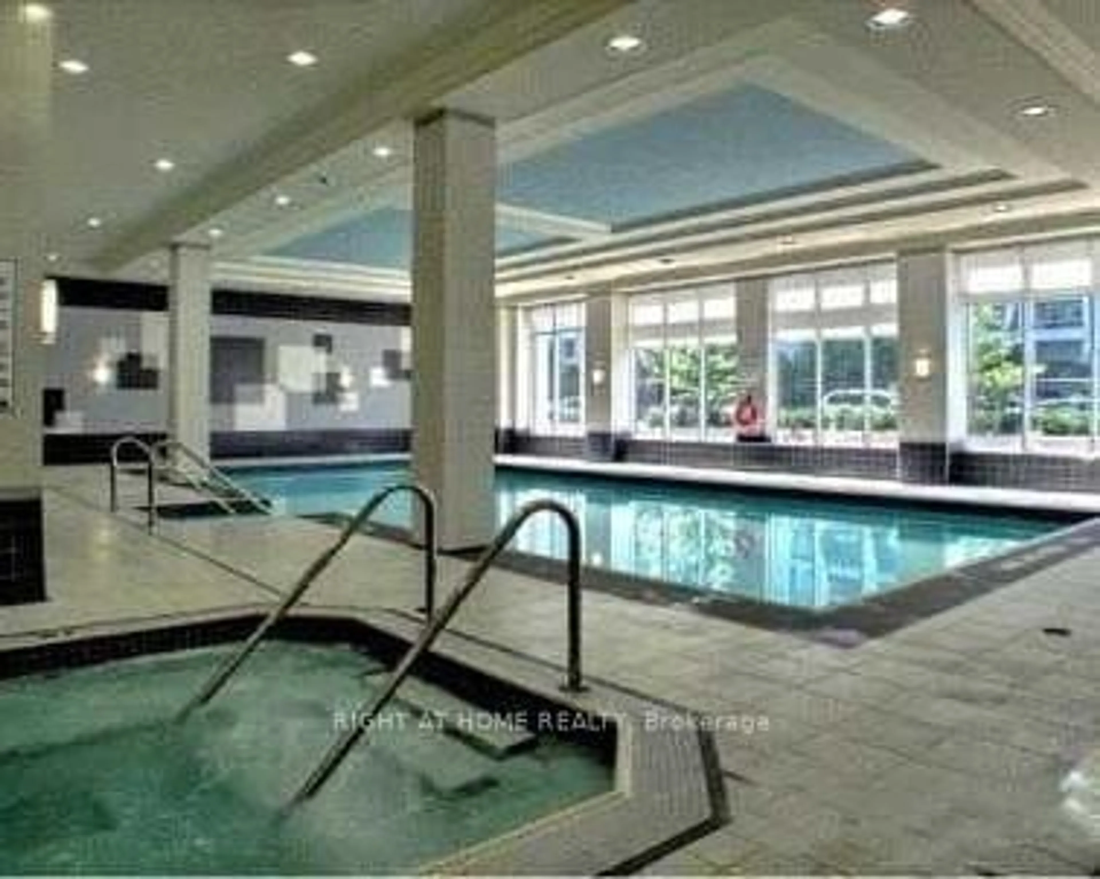 Pool for 20 North Park Rd #1410, Vaughan Ontario L4J 0G7