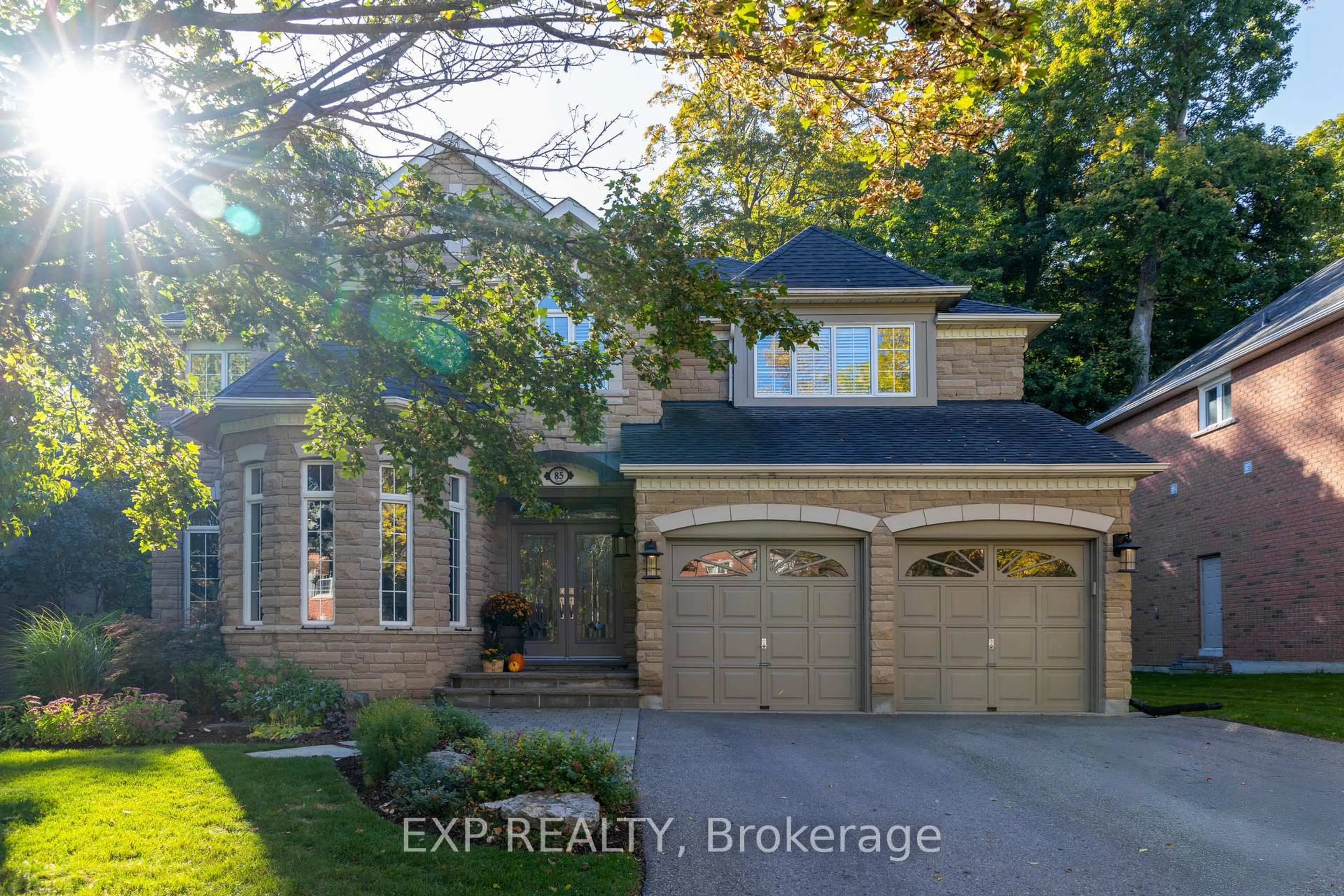 Unknown for 85 Willis Dr, Aurora Ontario L4G 5N8