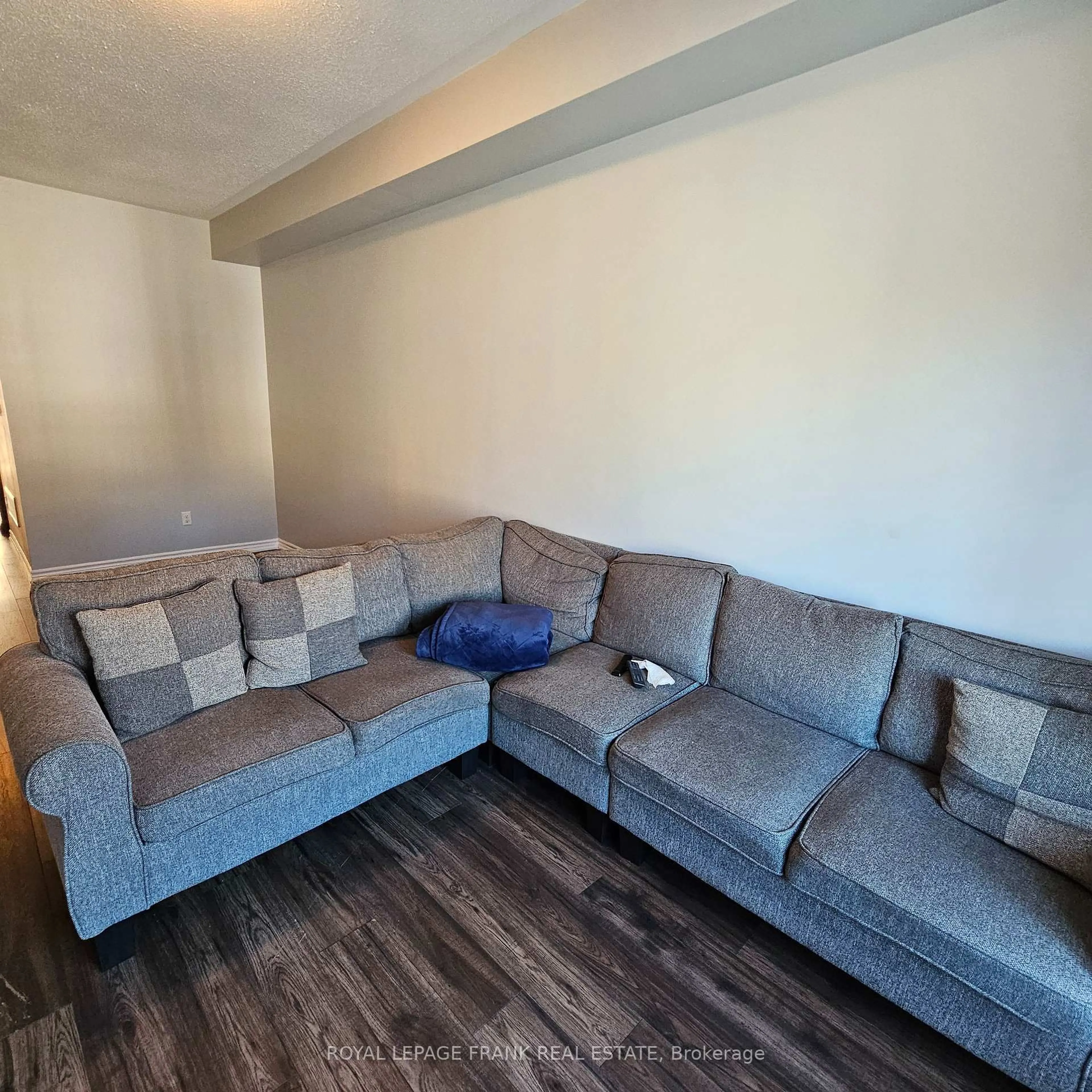 Living room with furniture, unknown for 41 Milson Cres, Essa Ontario L0M 1B4