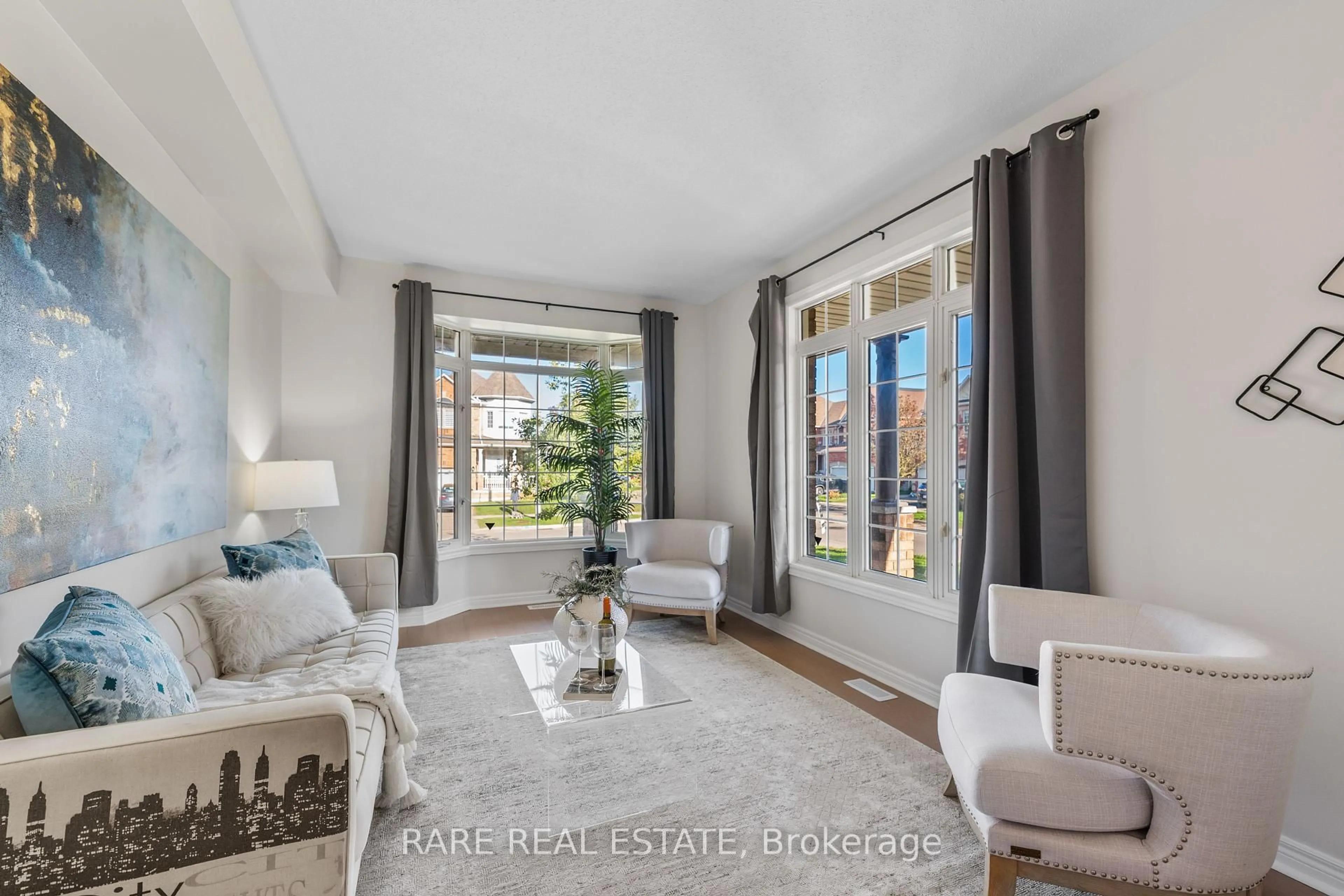 Living room with furniture, unknown for 16 Ebony Gate, Richmond Hill Ontario L4S 2C1