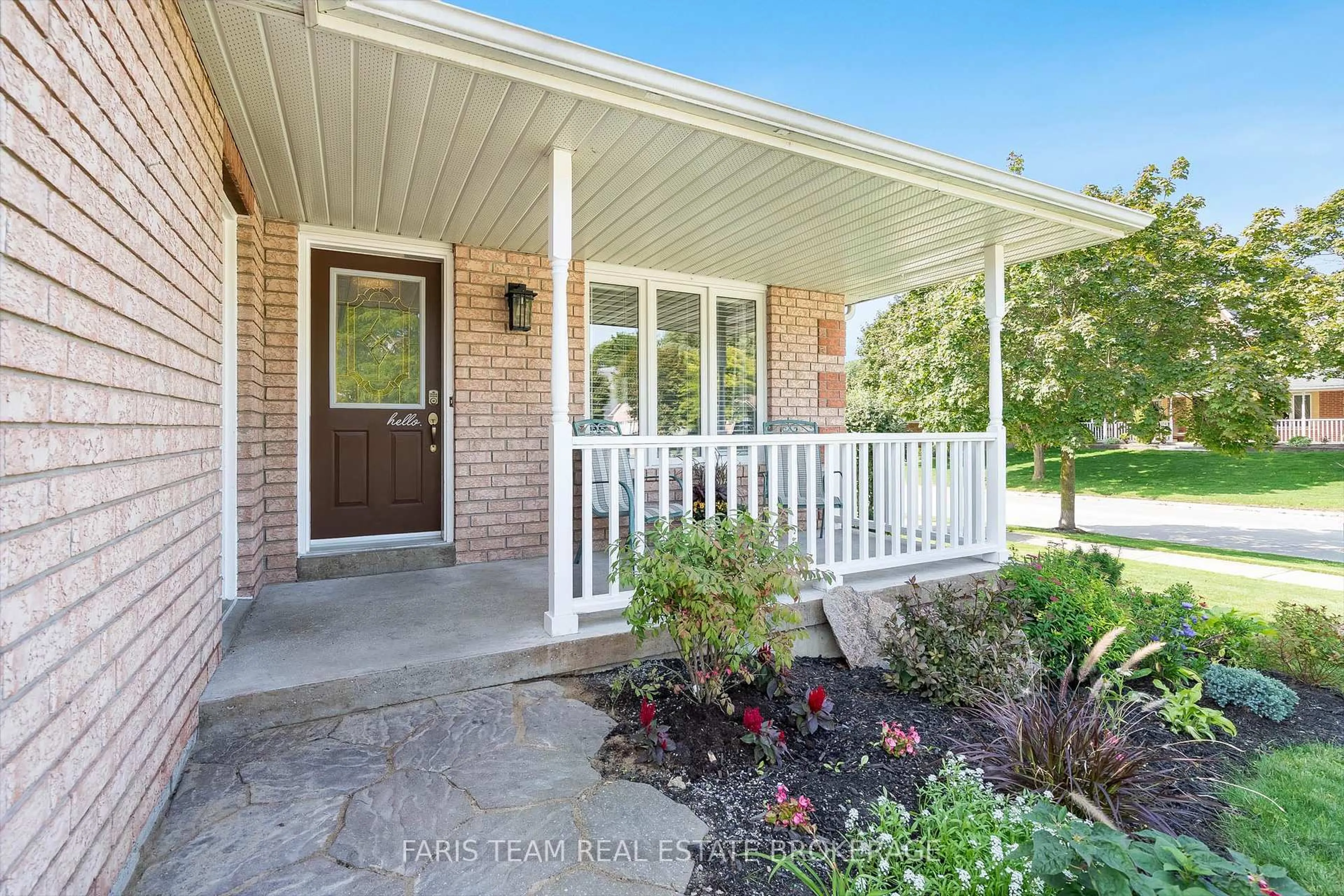 Unknown for 2 Forest Edge Cres, East Gwillimbury Ontario L9N 1R8