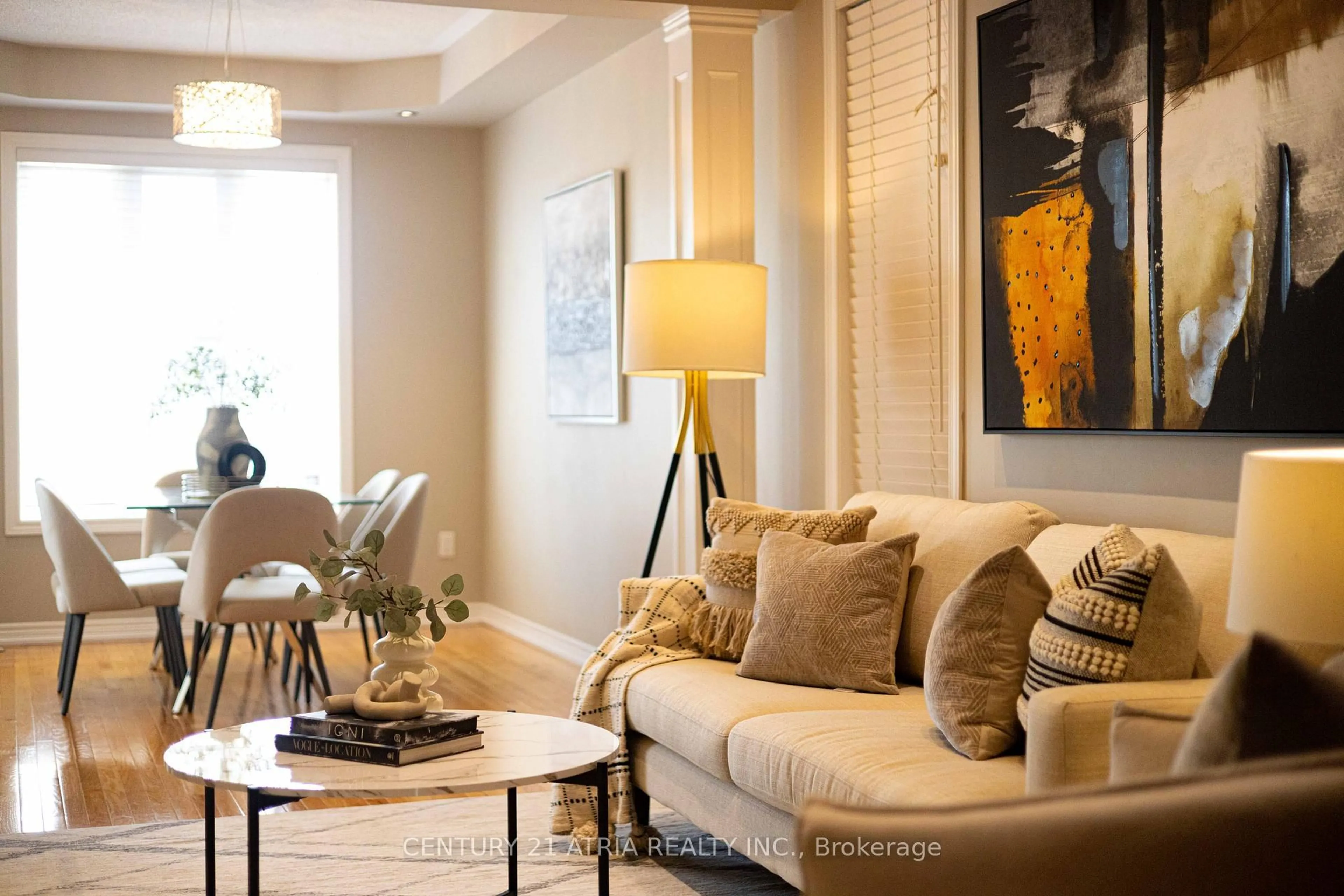 Living room with furniture, unknown for 23 Staglin Crt, Markham Ontario L6C 0K8