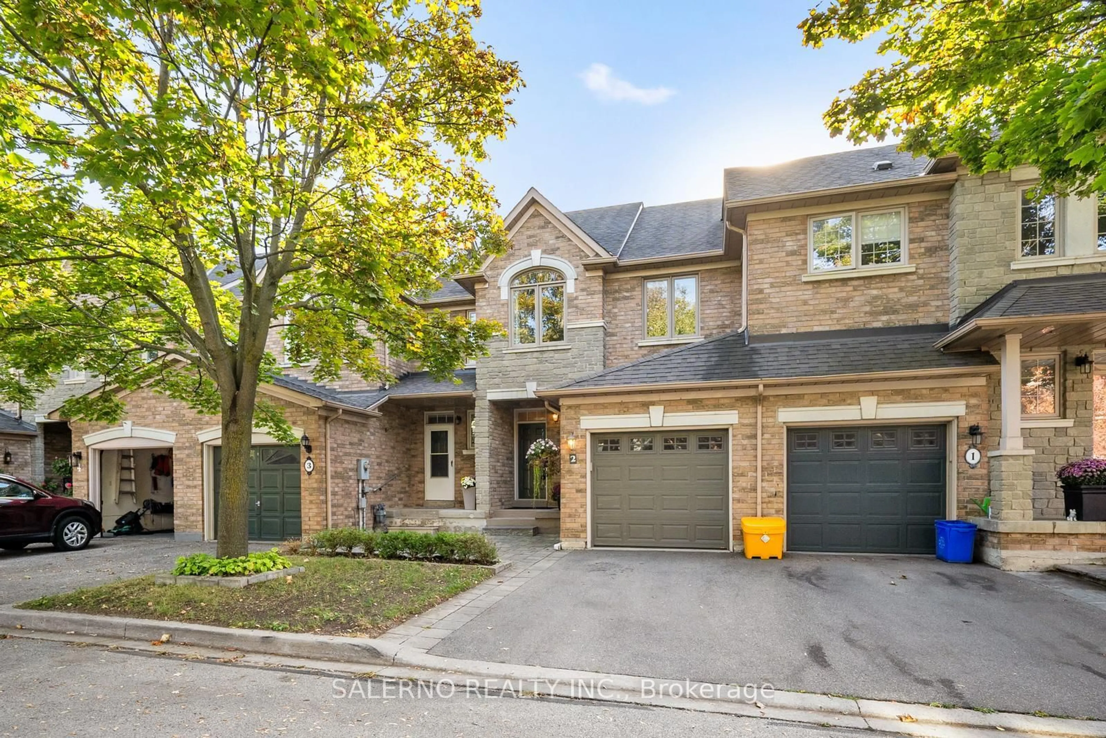 Home with brick exterior material, street for 180 Blue Willow Dr #2, Vaughan Ontario L4L 9C9