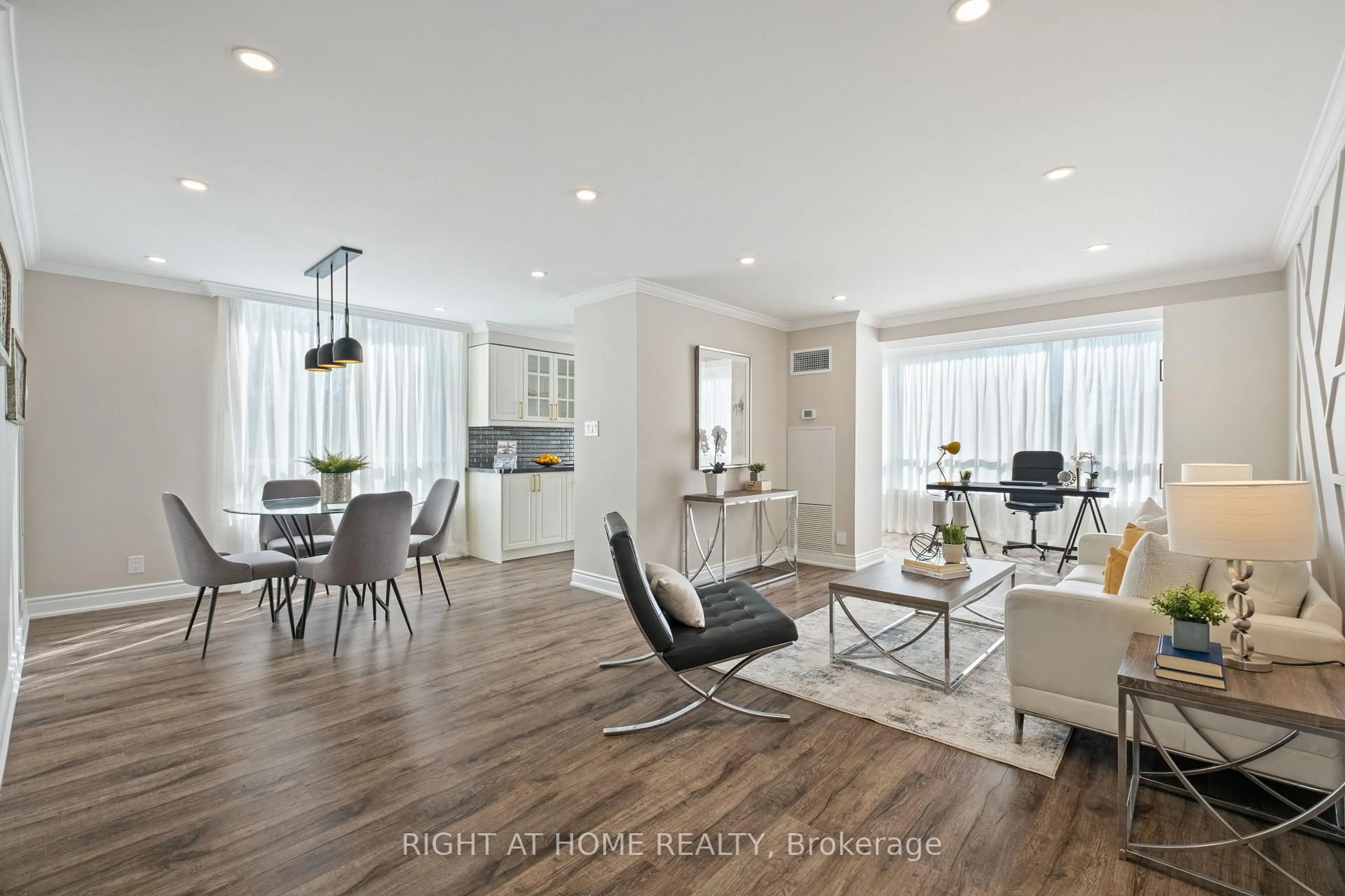 Open concept kitchen, wood/laminate floor for 120 Promenade Circ #307, Vaughan Ontario L4J 7W9