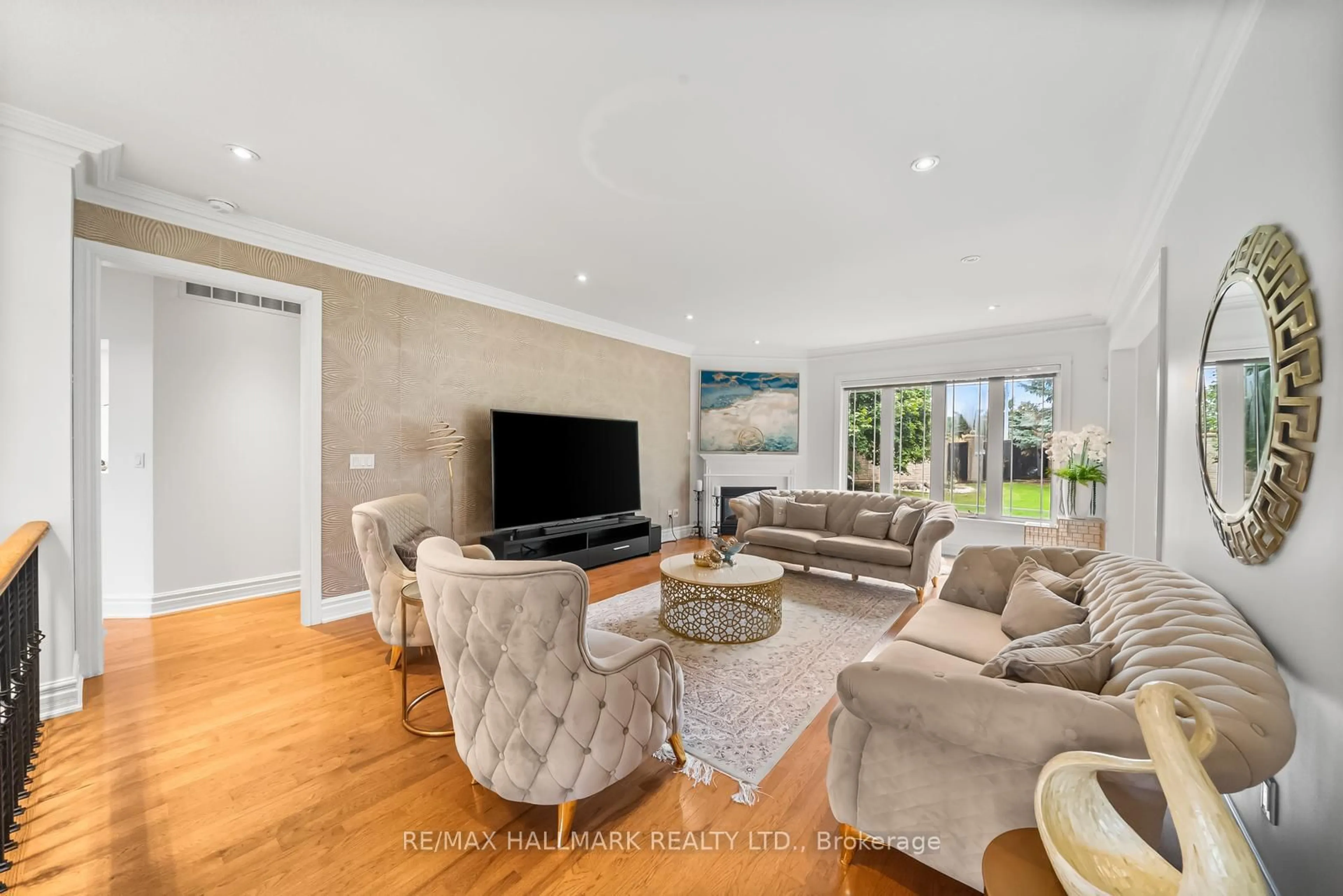 Living room with furniture, unknown for 452 Athabasca Dr, Vaughan Ontario L6A 3S2