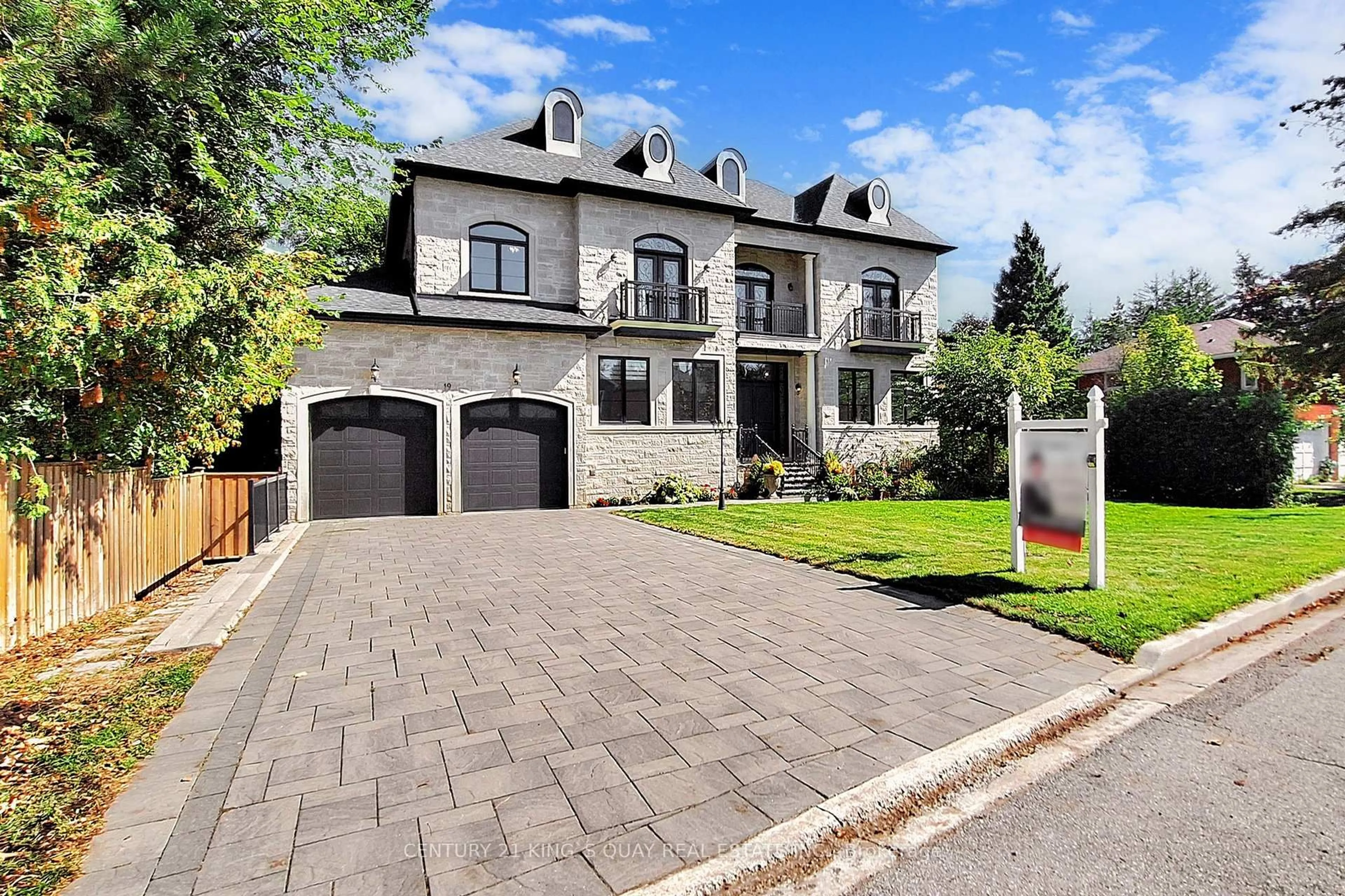 Home with brick exterior material, street for 19 Blyth St, Richmond Hill Ontario L4E 2Y2