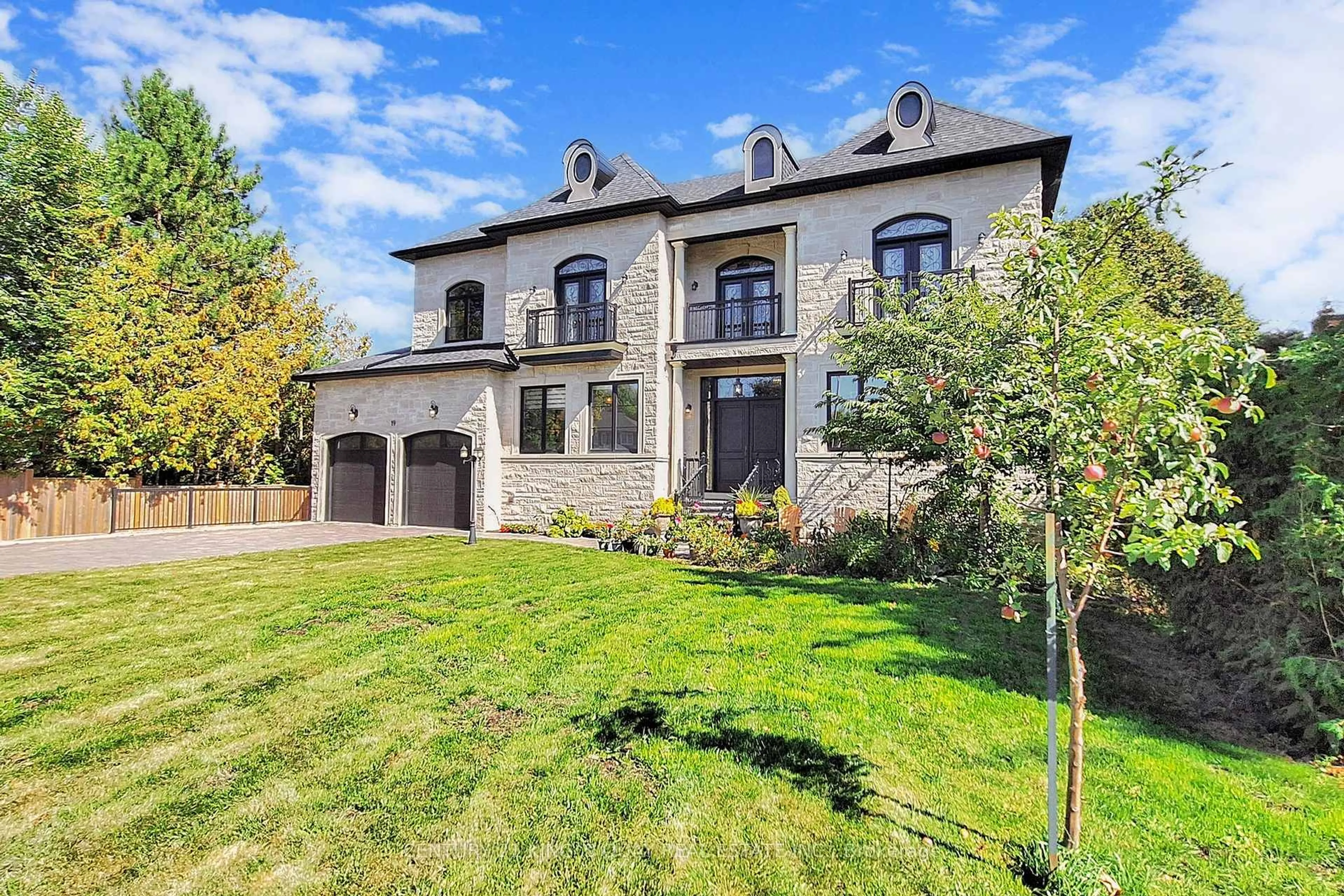 Home with brick exterior material, street for 19 Blyth St, Richmond Hill Ontario L4E 2Y2