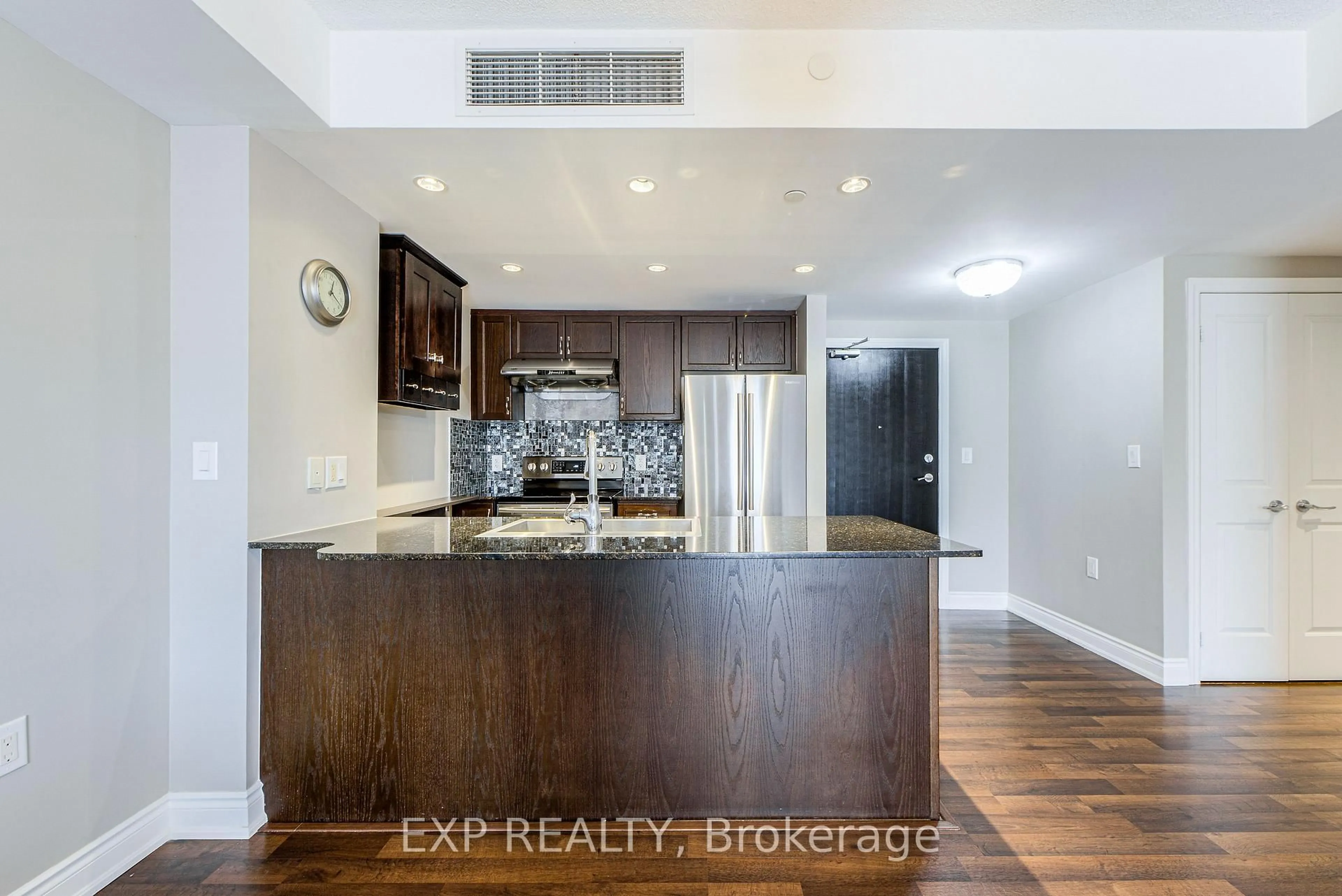 Open concept kitchen, unknown for 149 Church St #418, King Ontario L0G 1T0